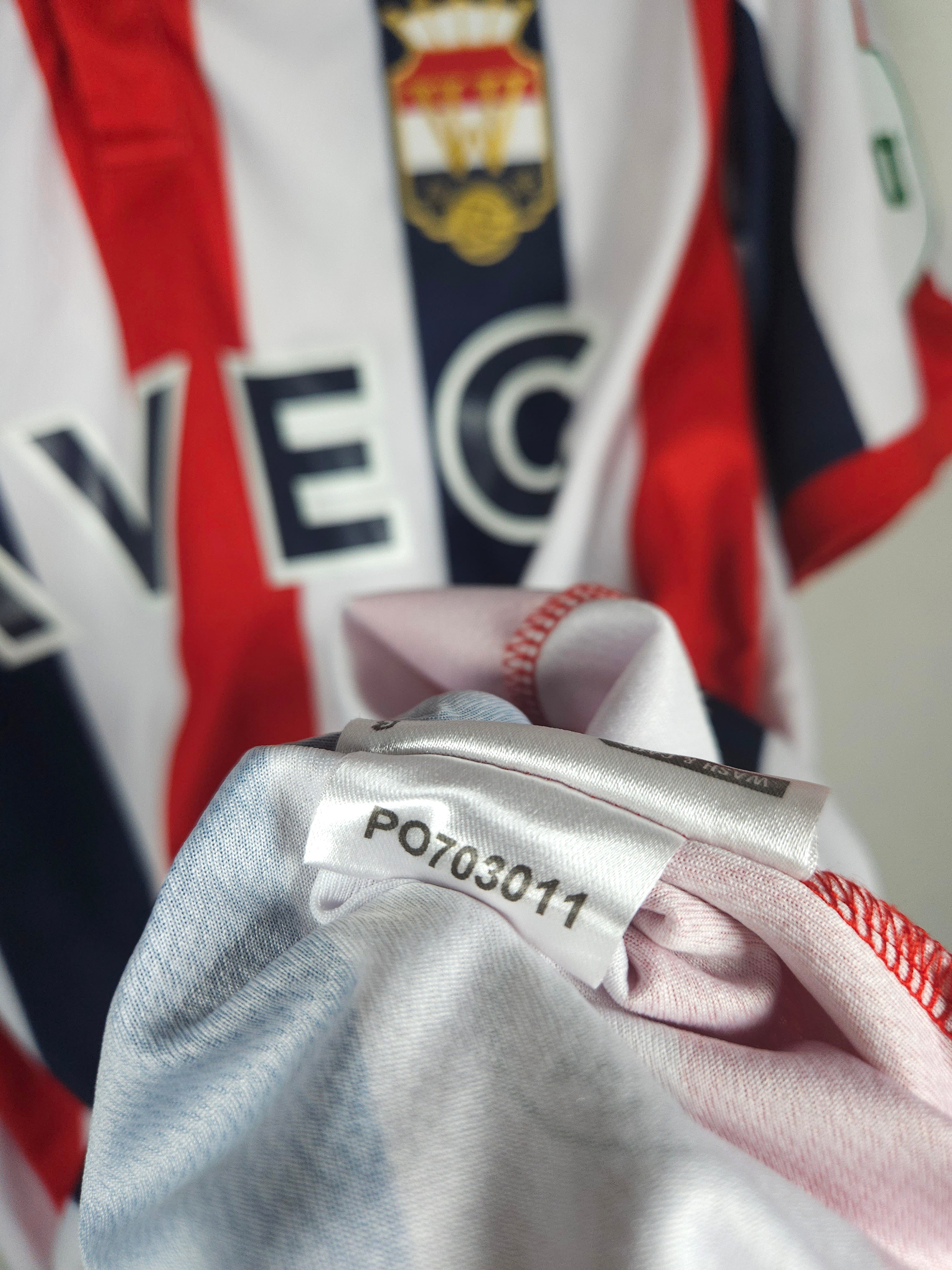 Willem II Home Shirt 2023-24 – Joosten #17