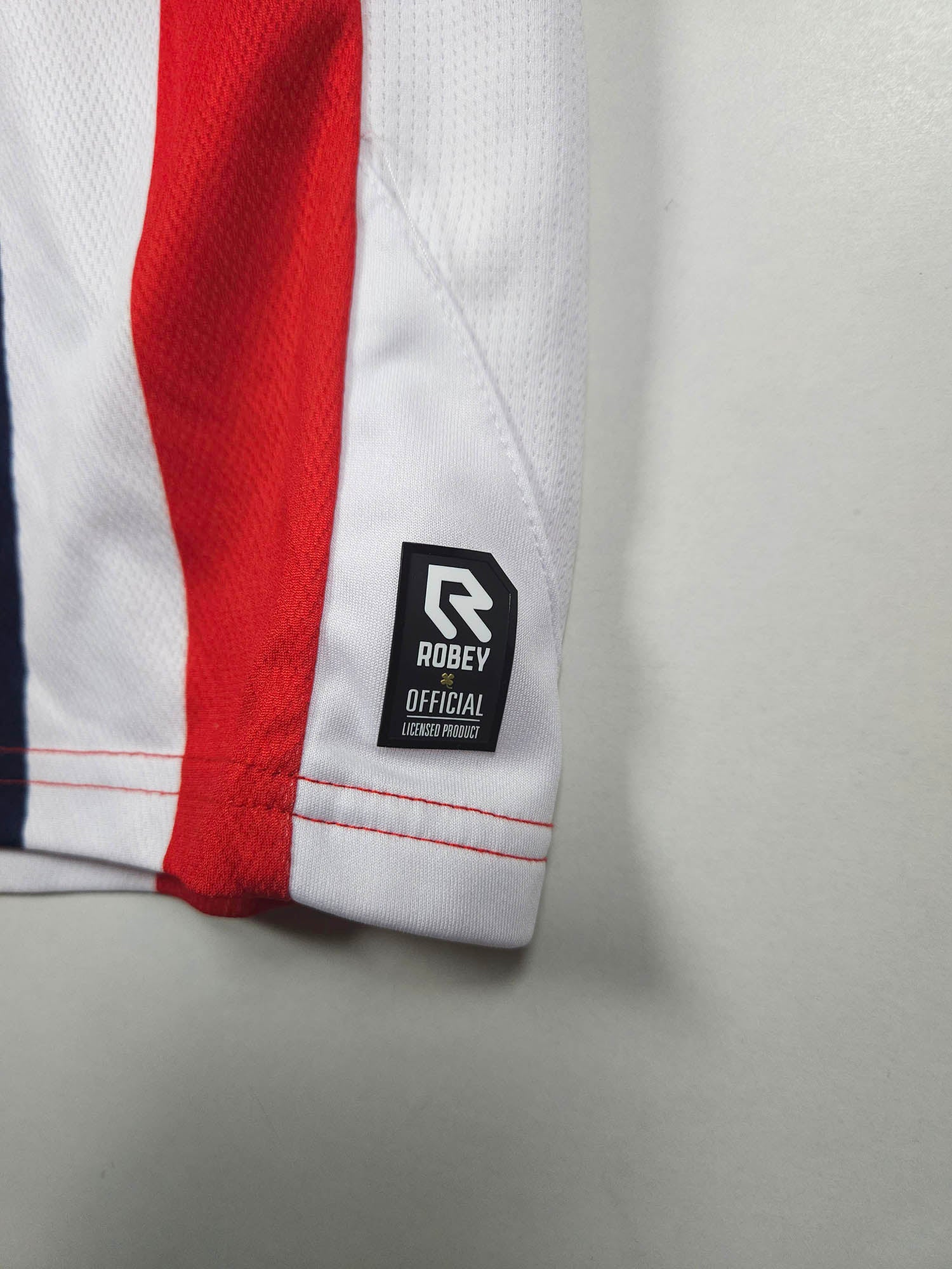 2023-24 Willem II Home Shirt Joosten #17 detailed view 2