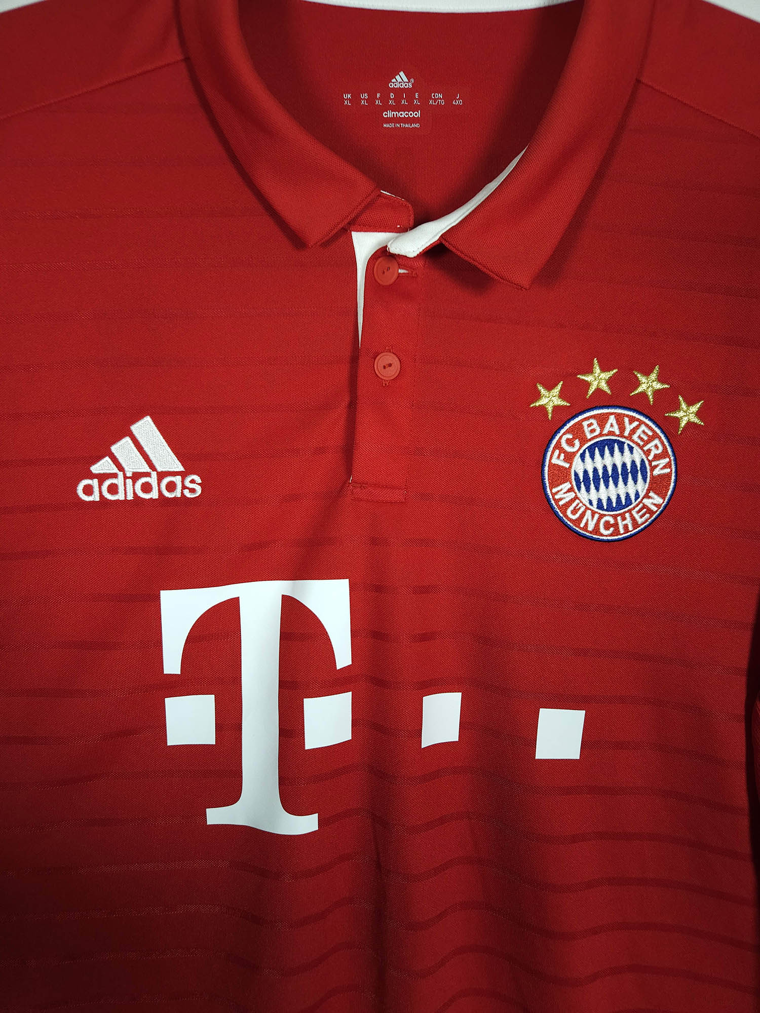 2016-17 Bayern Munich Longsleeve Home Shirt Vidal #23