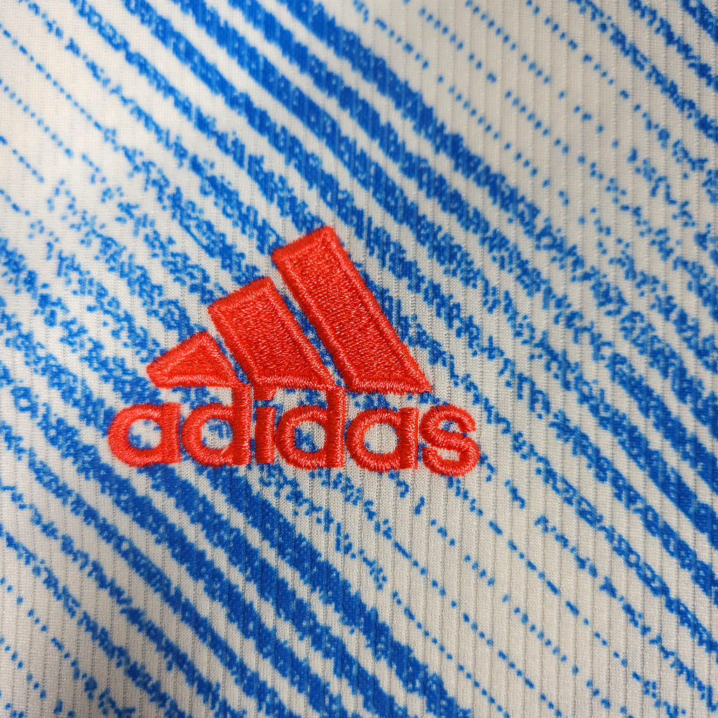 2021-22 Manchester United Away Shirt - detailed view