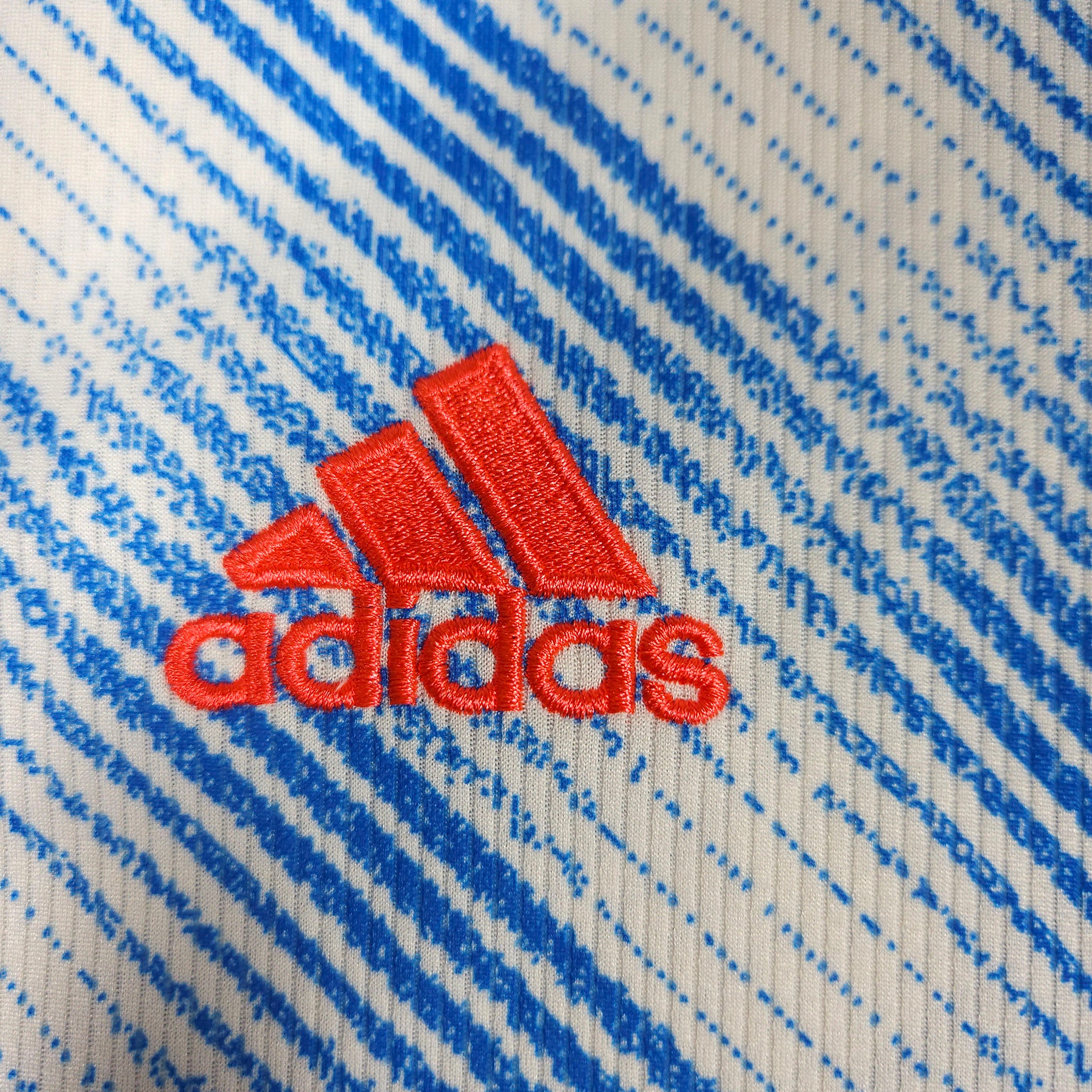 2021-22 Manchester United Away Shirt detailed view 3