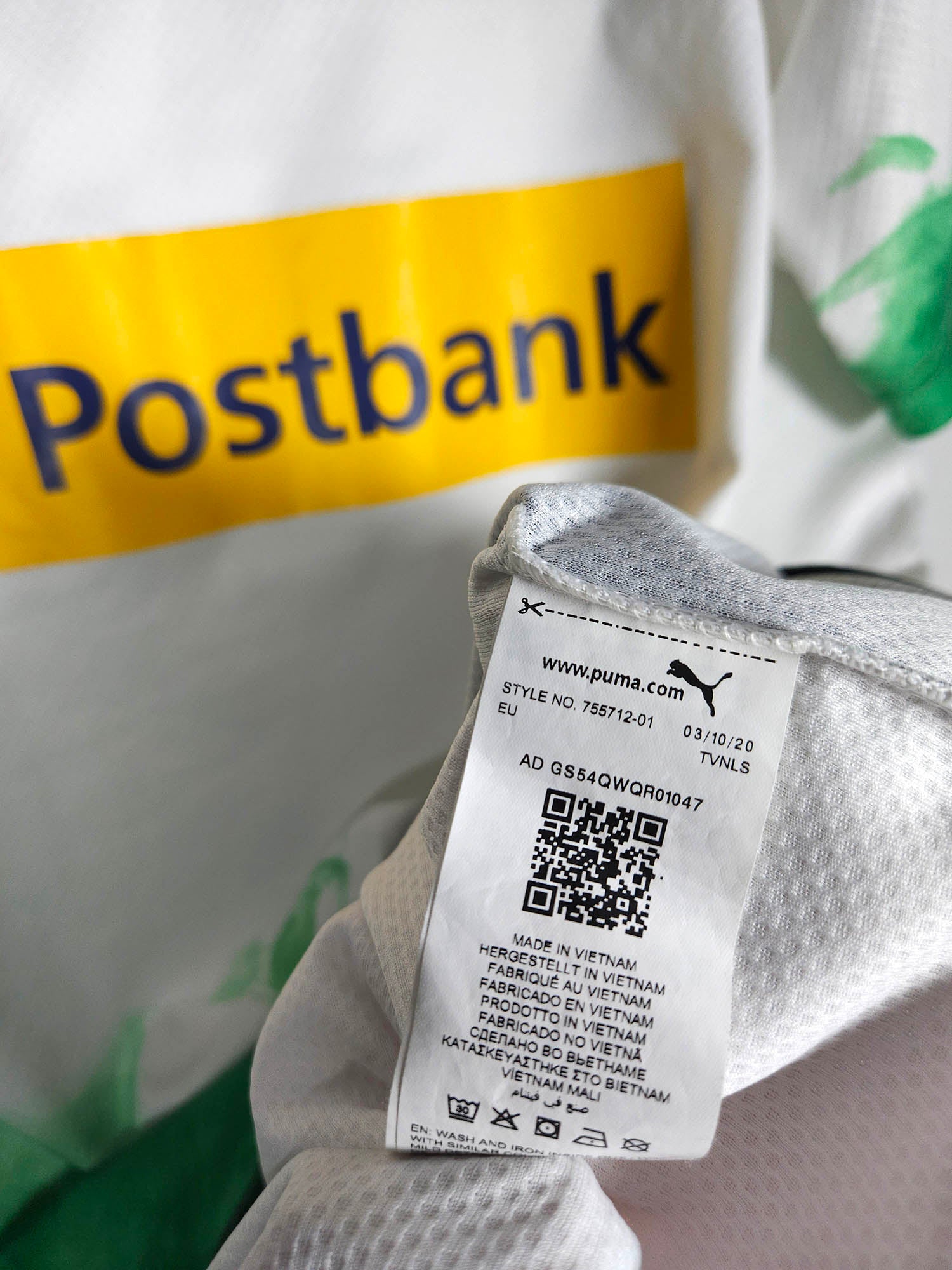 2019-20 Borussia Mönchengladbach Home Shirt detailed view 5