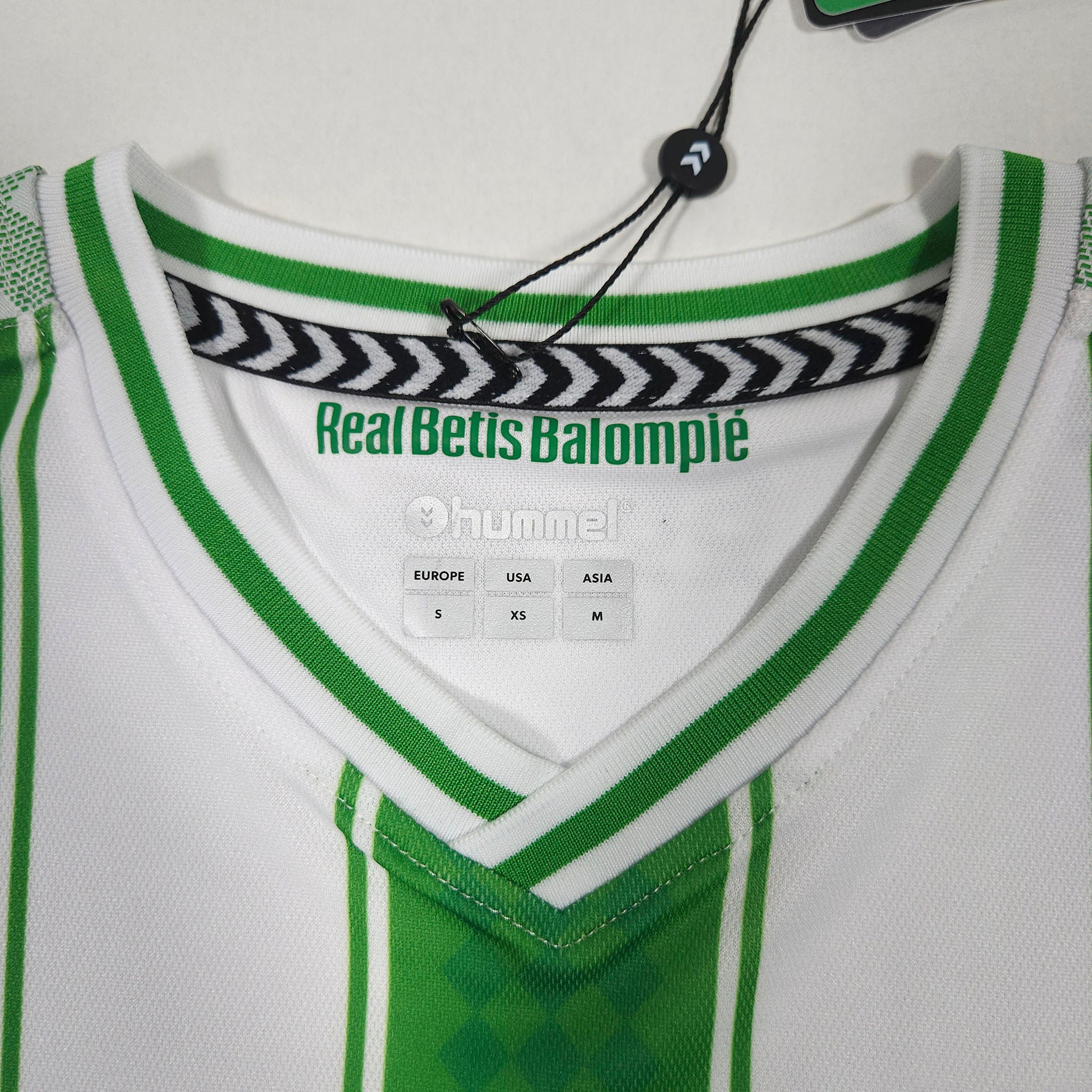 Real Betis Home Shirt 2023-24 – S
