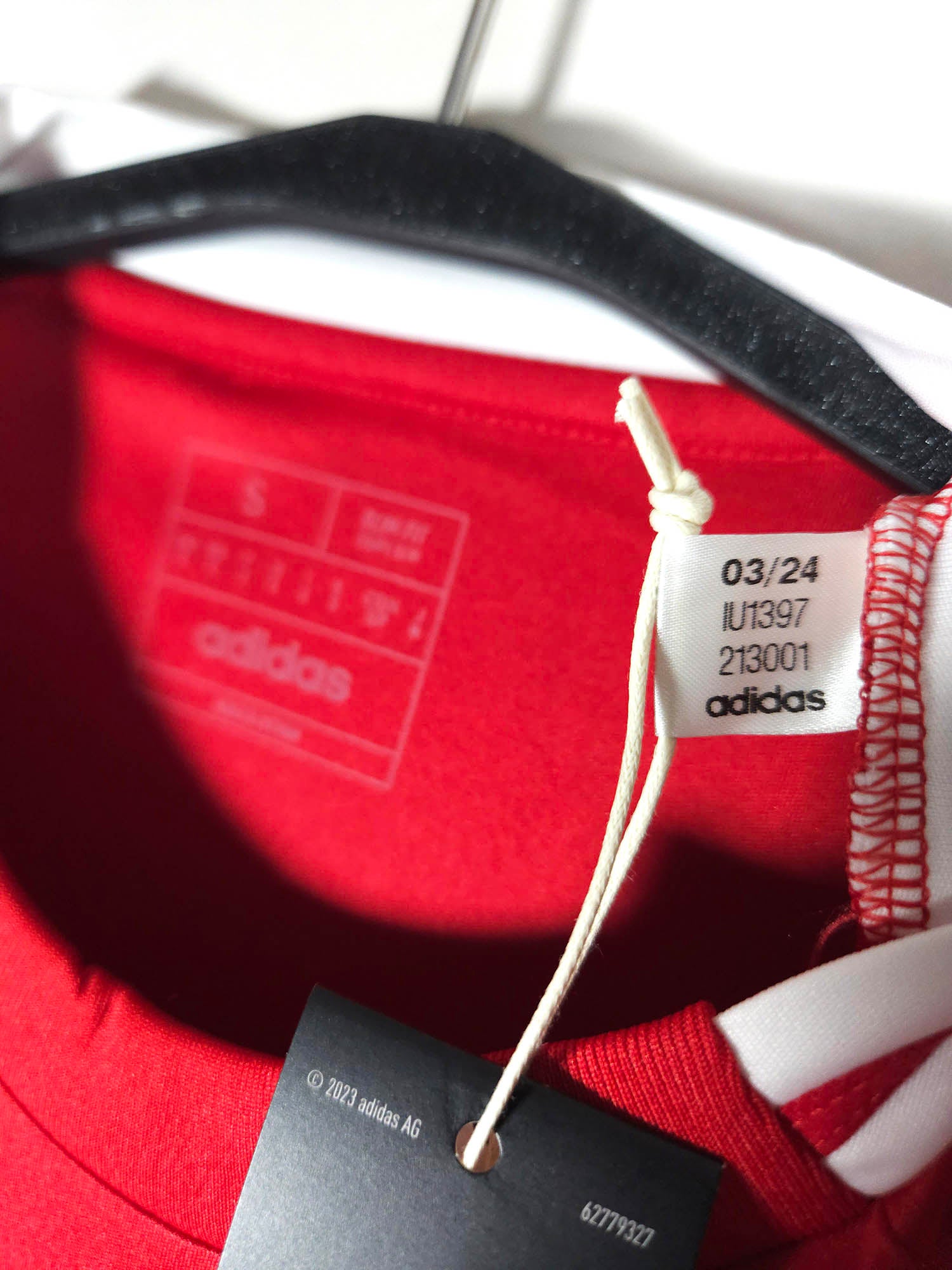 2024-25 Manchester United Home Shirt