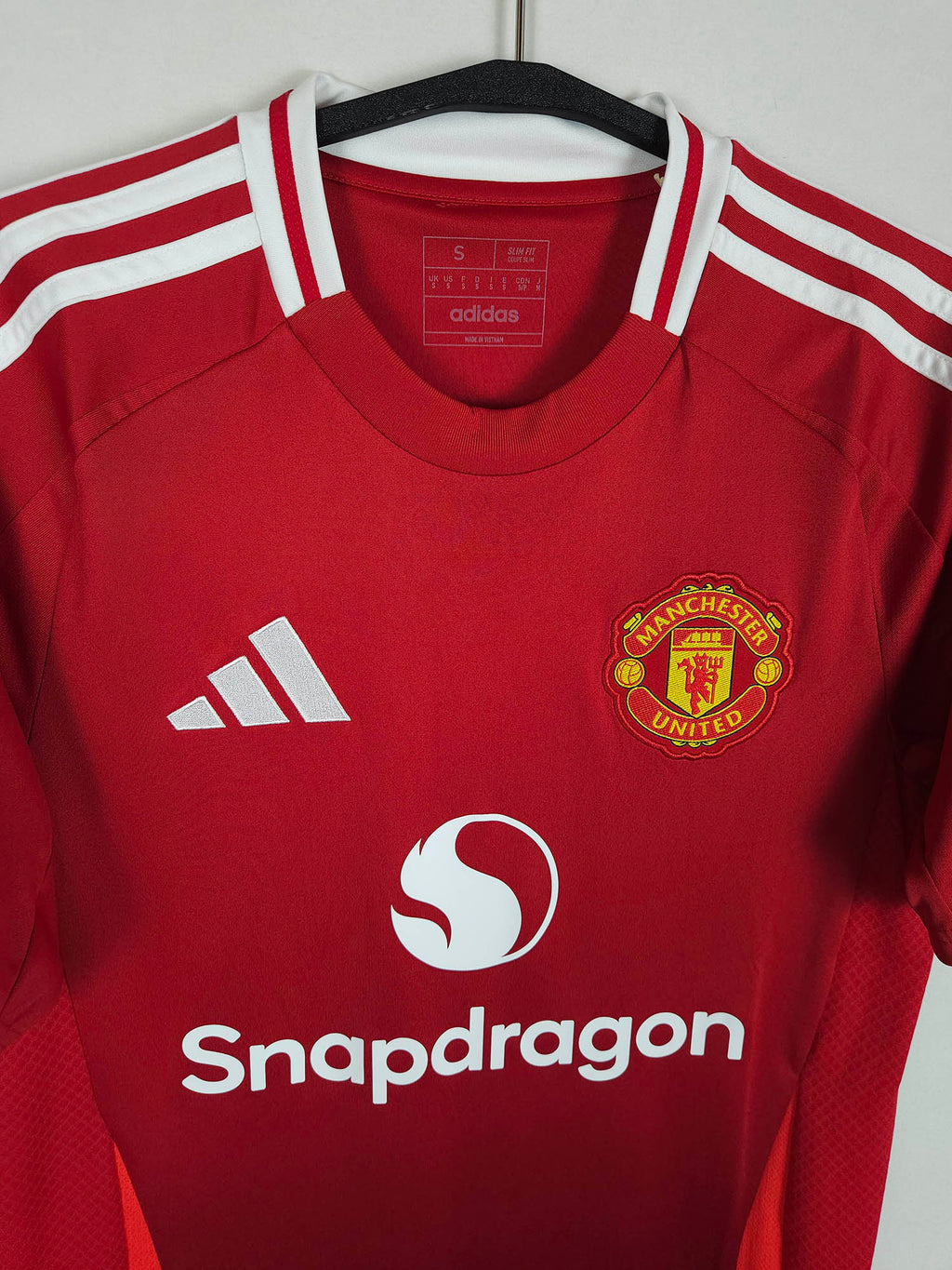 2024-25 Manchester United Home Shirt Højlund #9