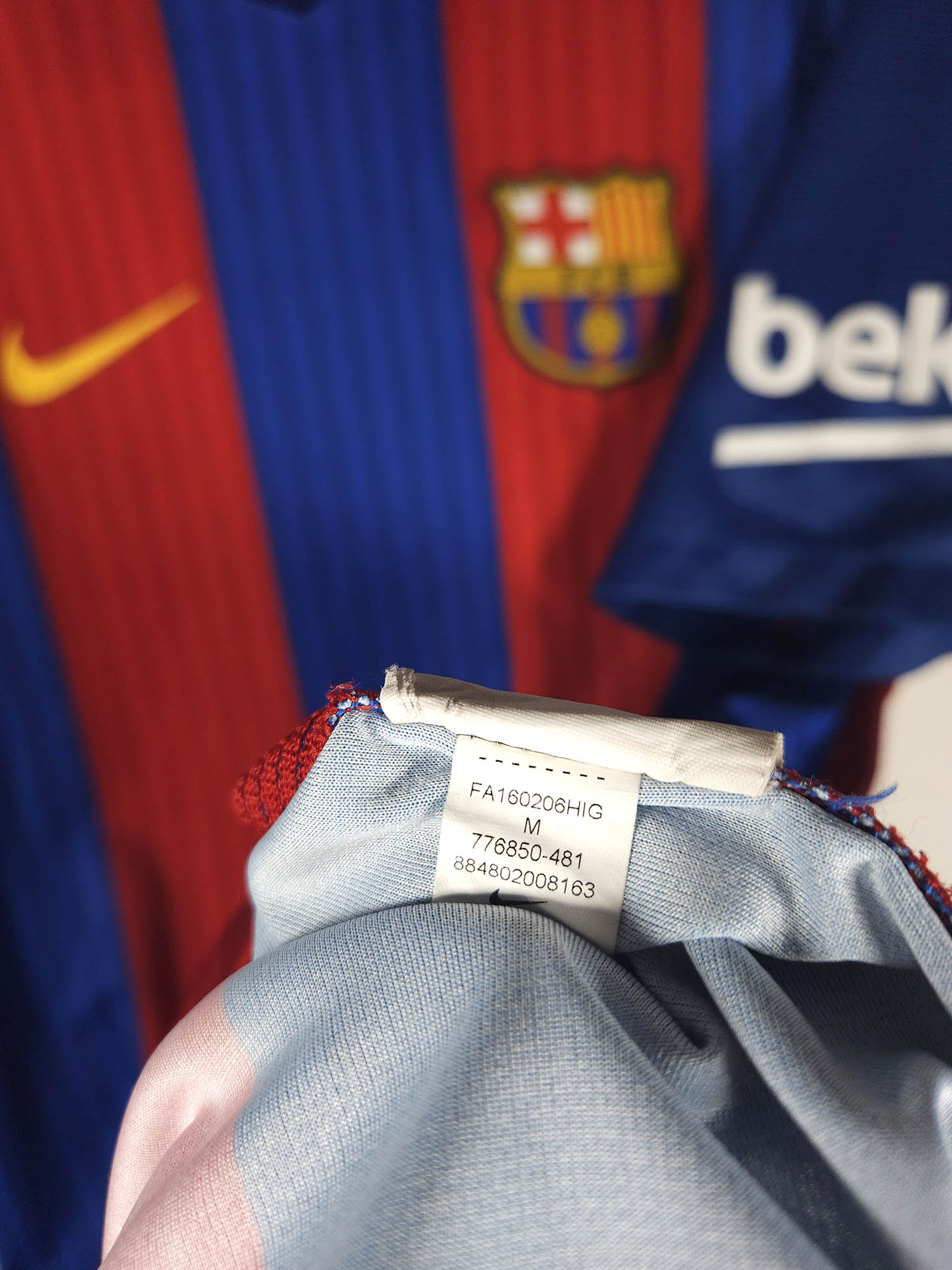 2016-17 Barcelona Home Shirt