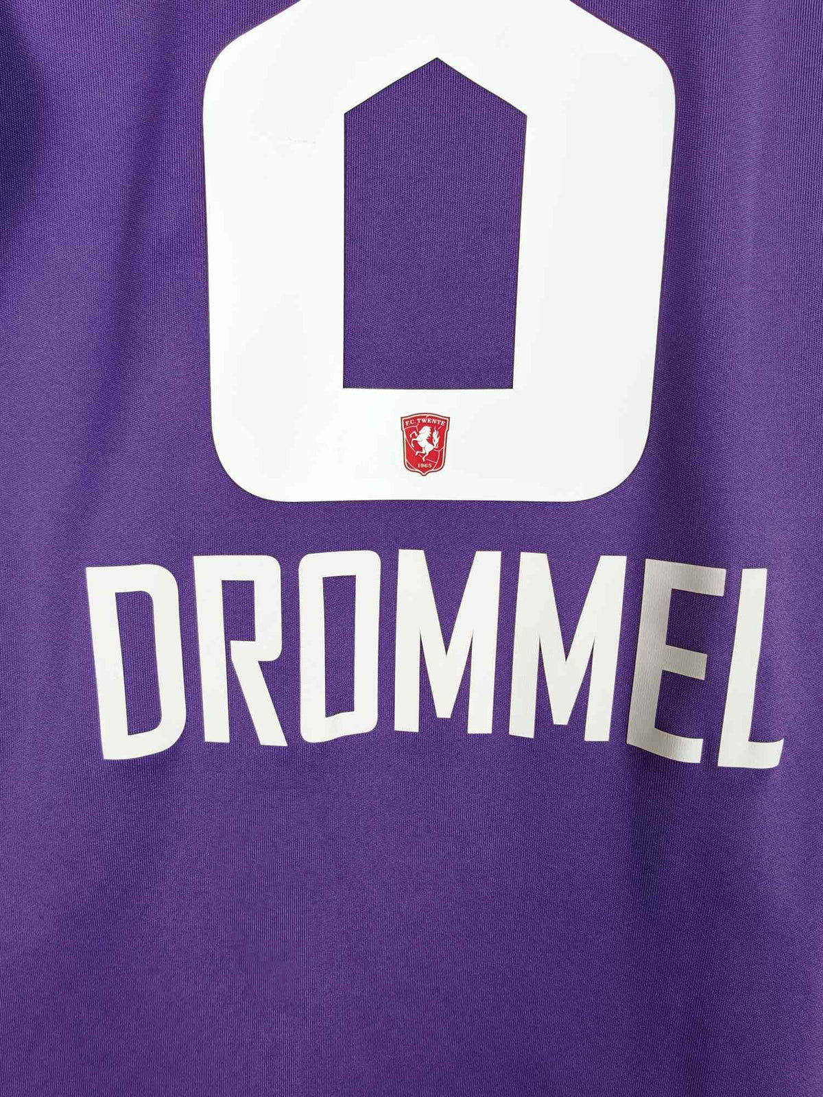 2019-20 Twente Goalkeeper Shirt Drommel #8 - detailed view