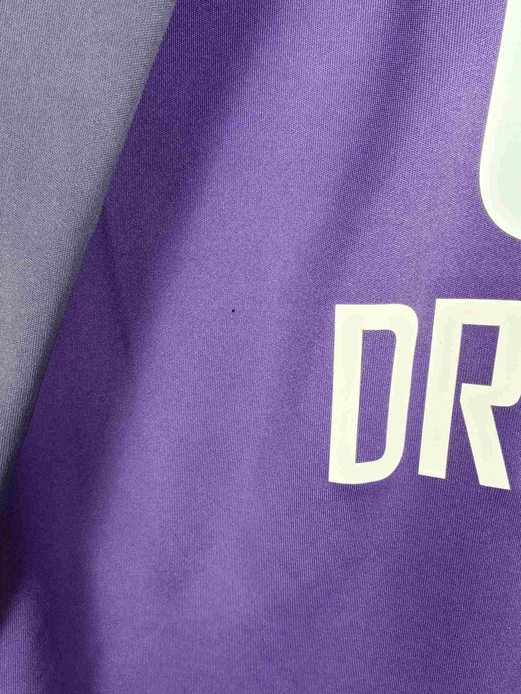 2019-20 Twente Goalkeeper Shirt Drommel #8 - detailed view