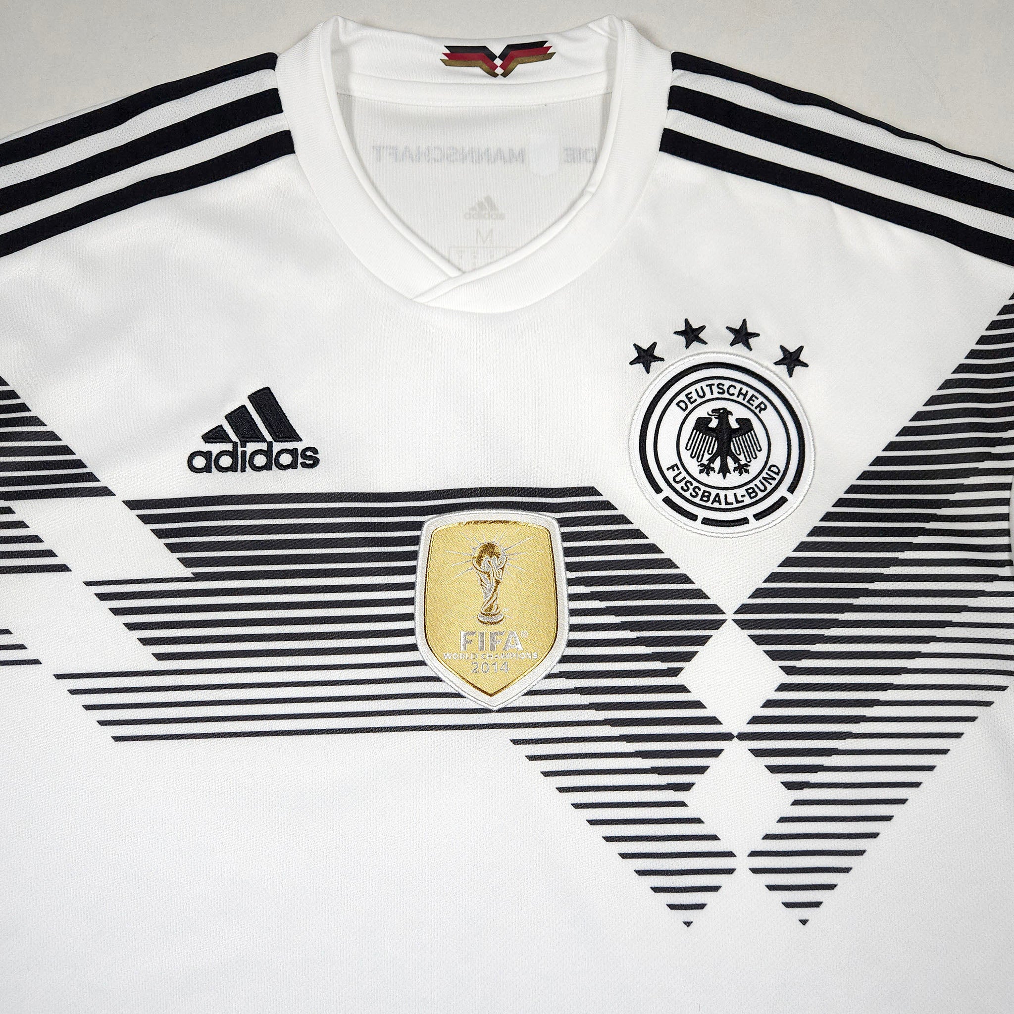 2018-19 Germany Home Shirt detailed view 1