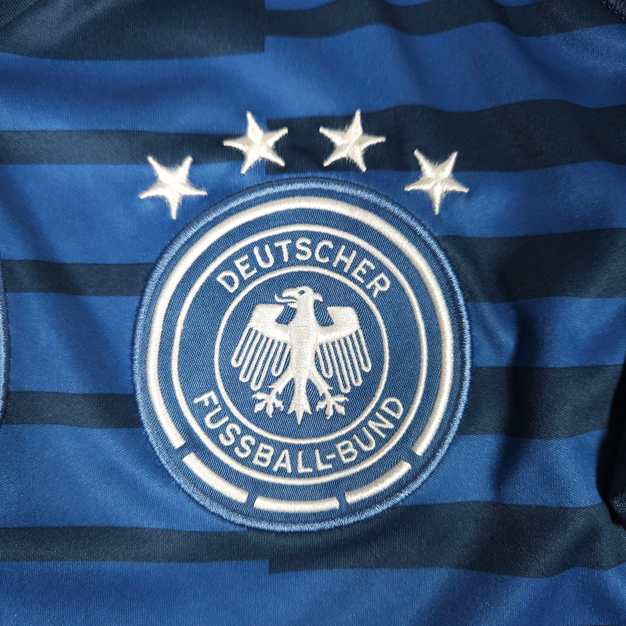 2018-19 Germany Longsleeve GK Shirt detailed view 2