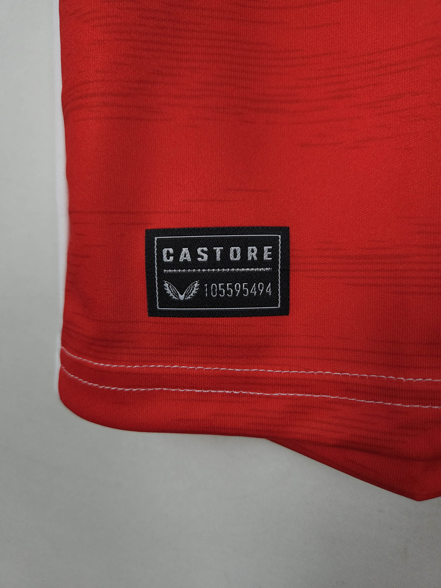 2024-25 Feyenoord Home Shirt Hancko #33