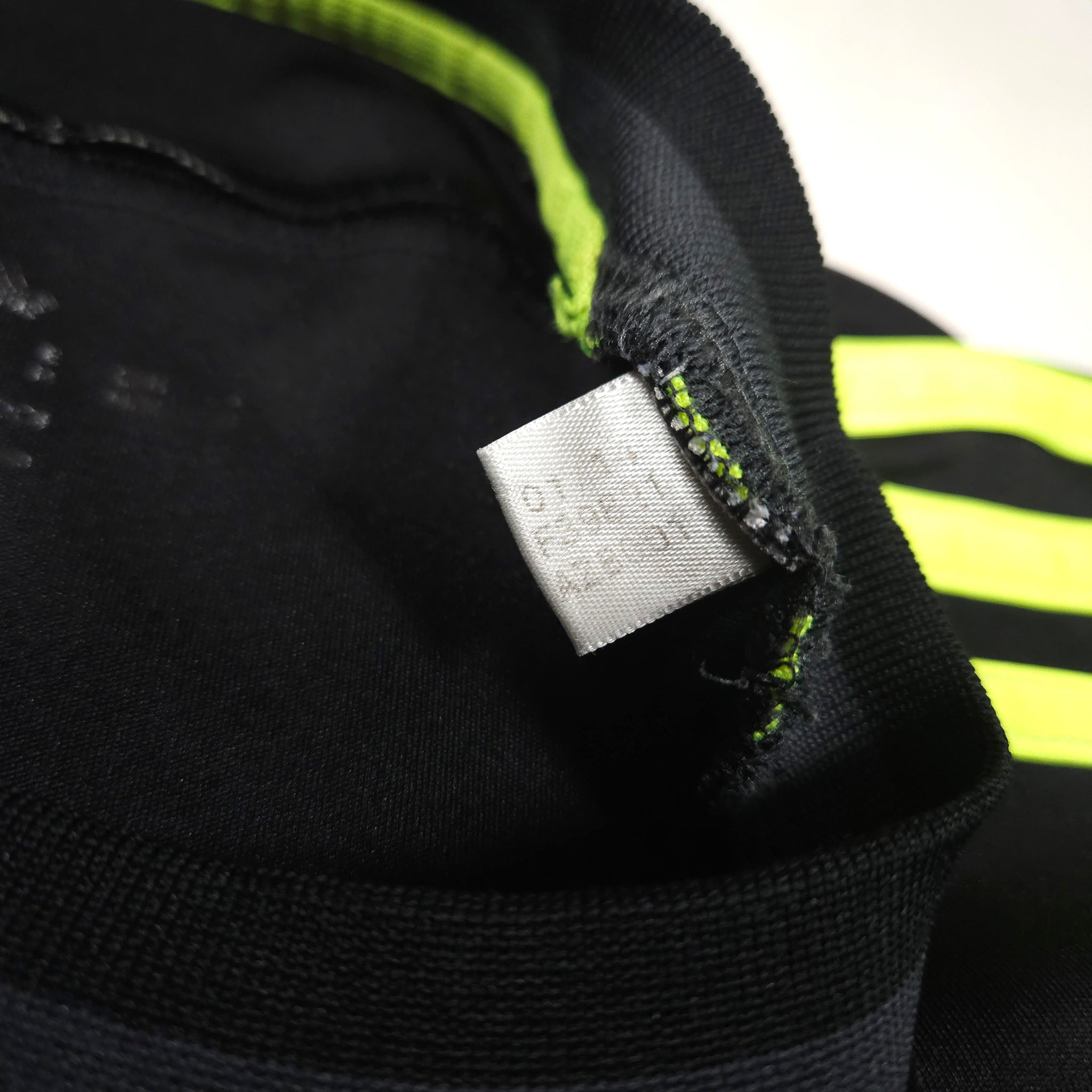 2014-15 Spain Away Shirt detailed view 7