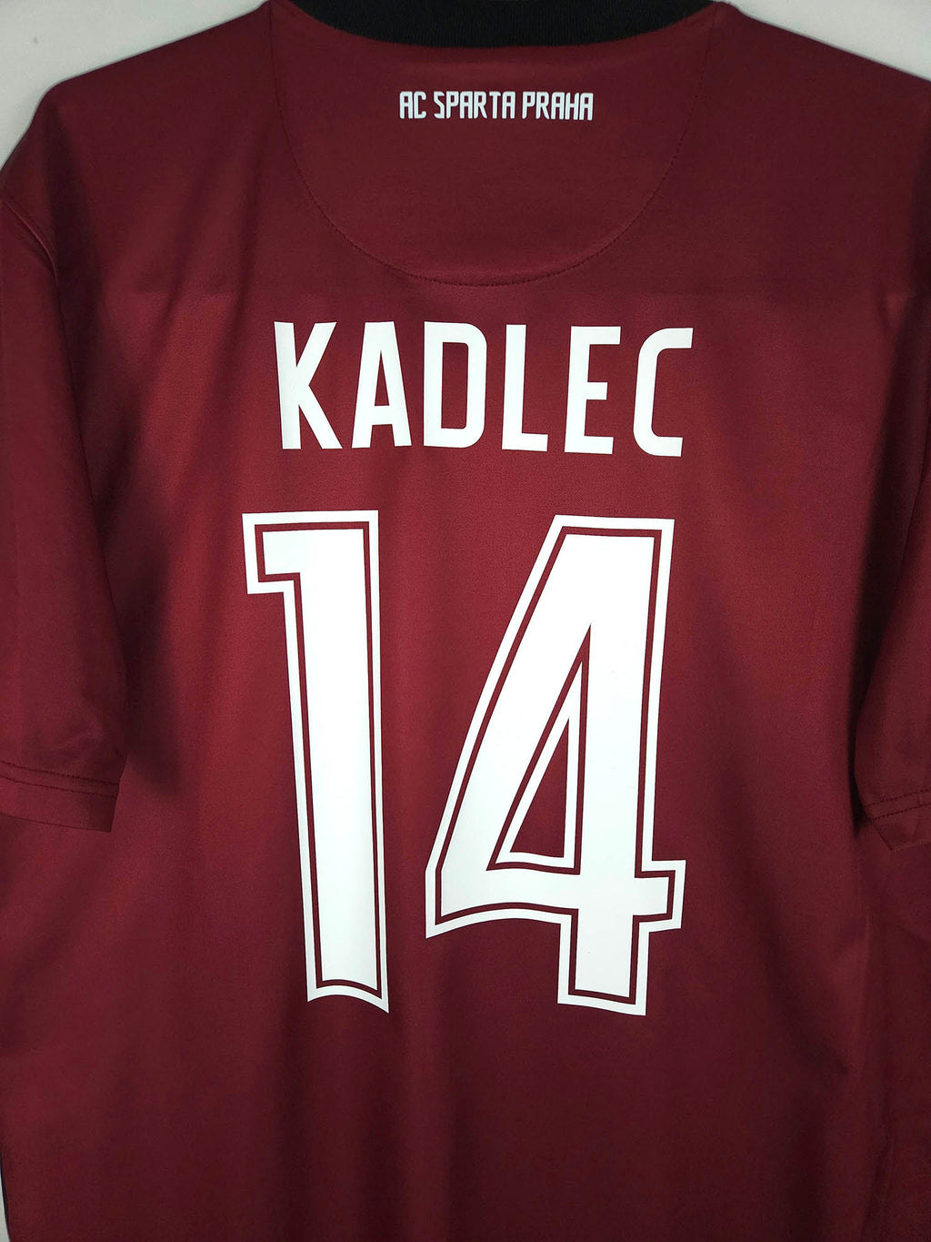2011-12 Sparta Praha Home Shirt Kadlec #14 - detailed view
