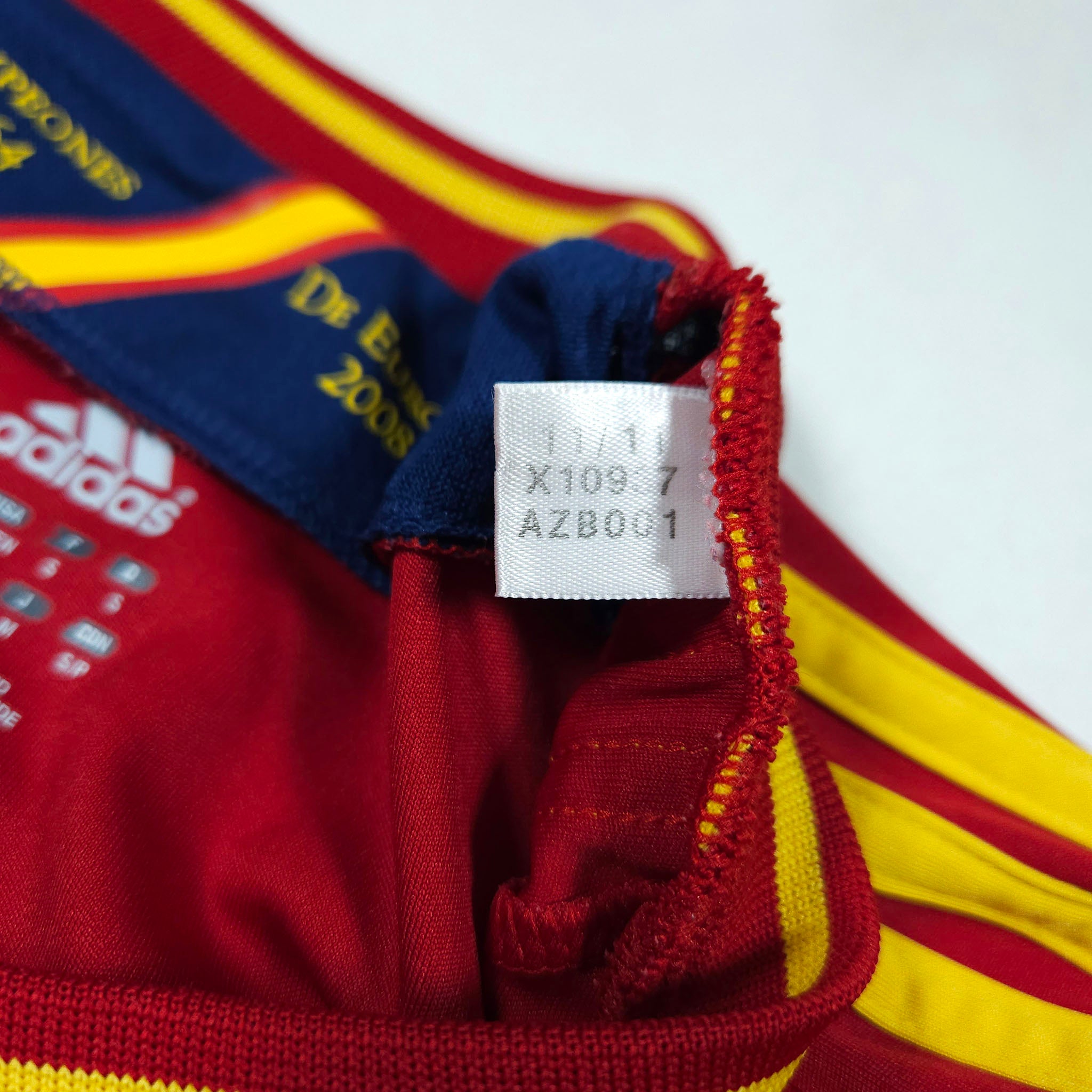 Spain Home Shirt 2011-12 detailed view 8