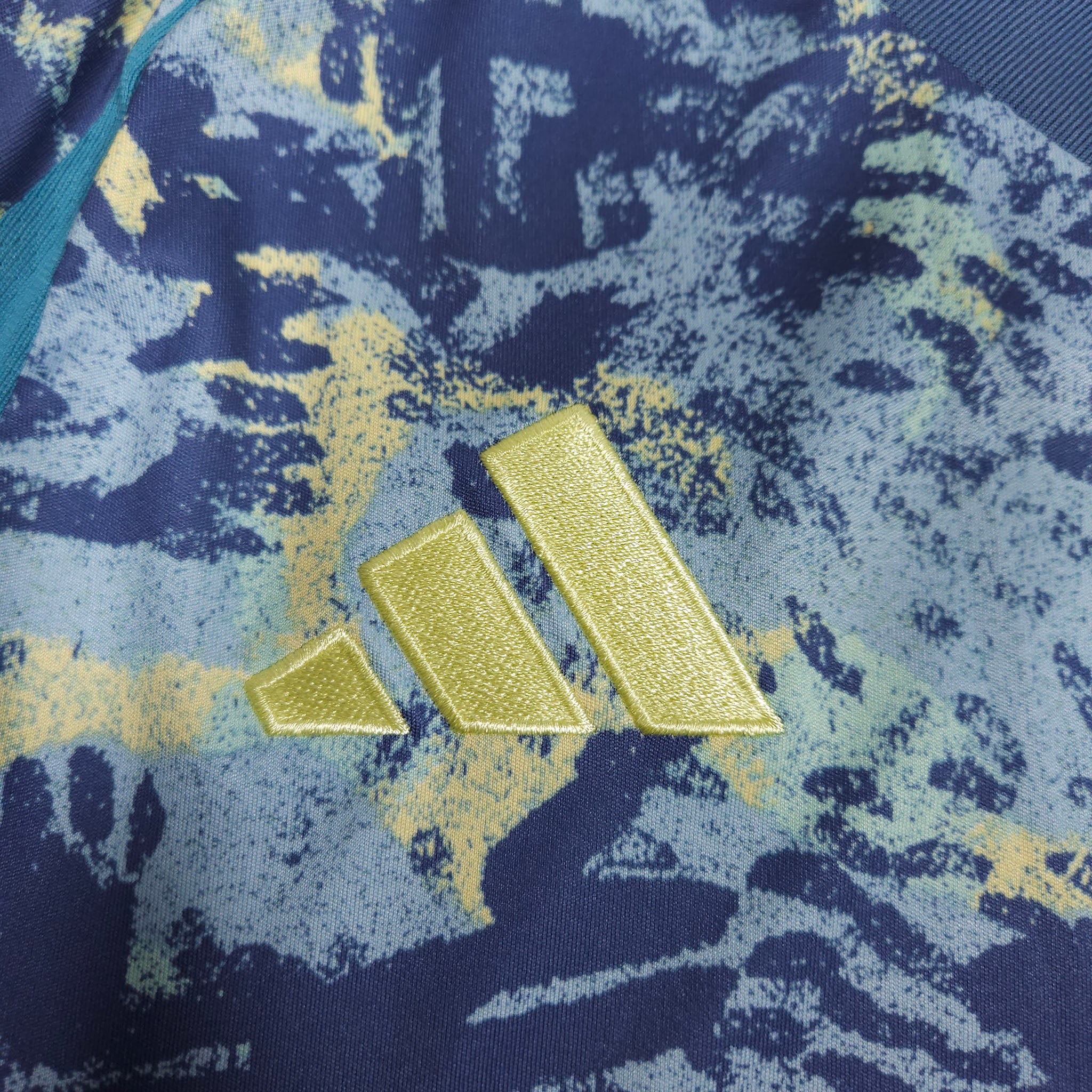 Ajax Away Shirt 2024-25 detailed view 3