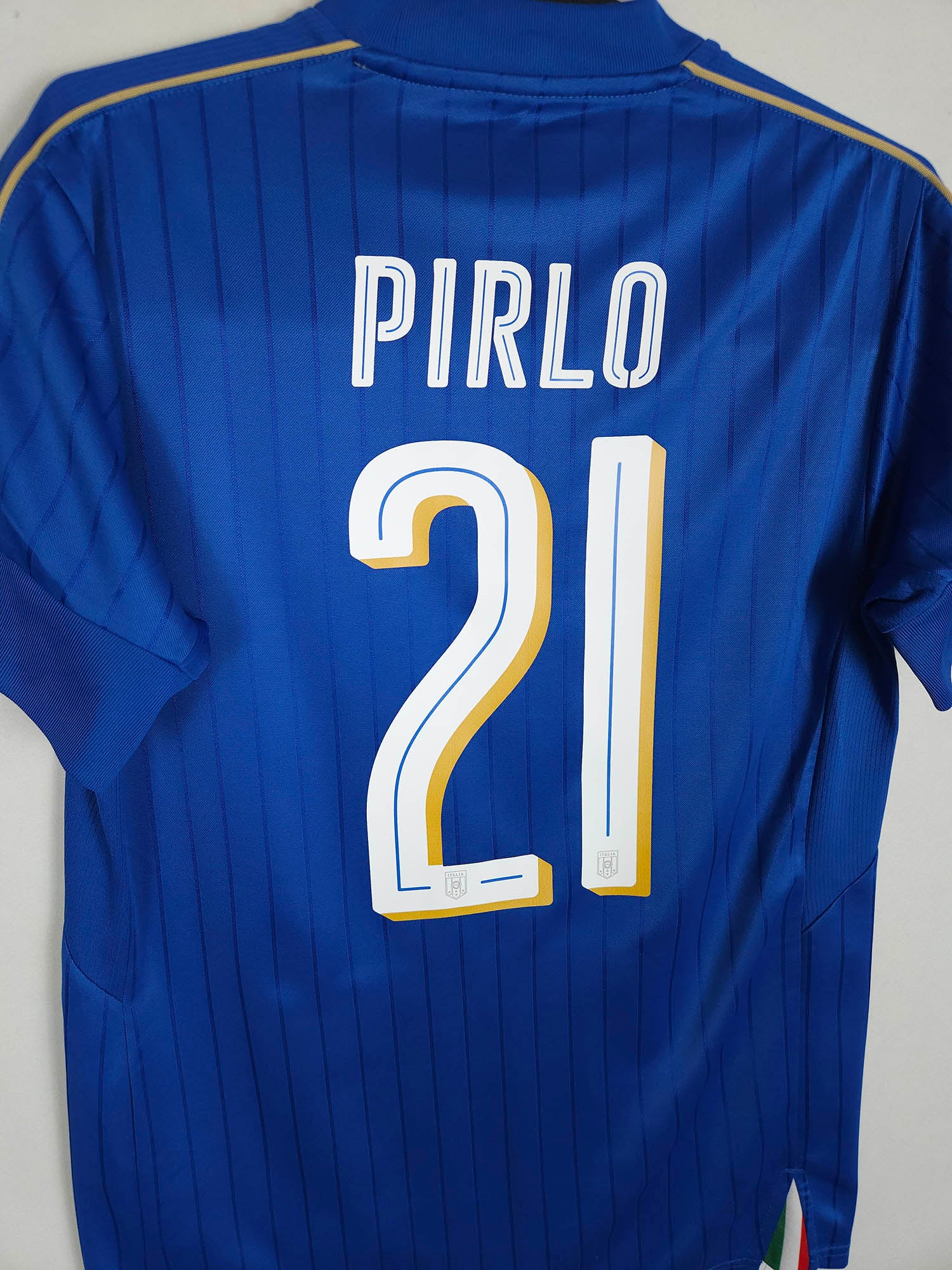 Italy 2016-17 Home Football Shirt | Andrea Pirlo
