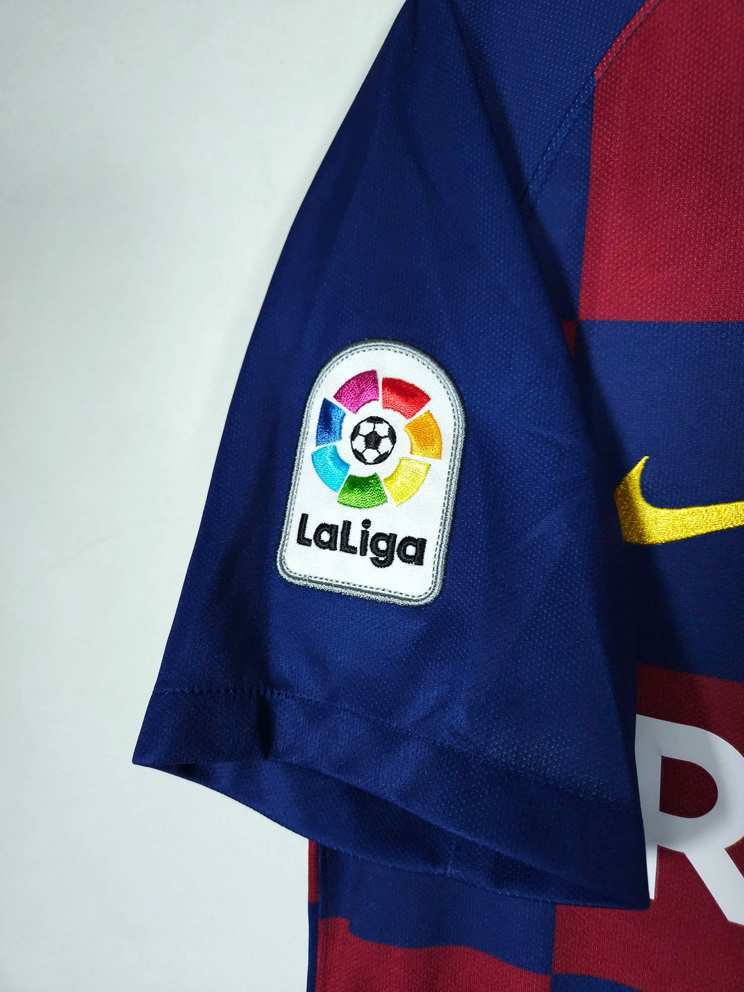 2019-20 Barcelona Home Shirt detailed view 3