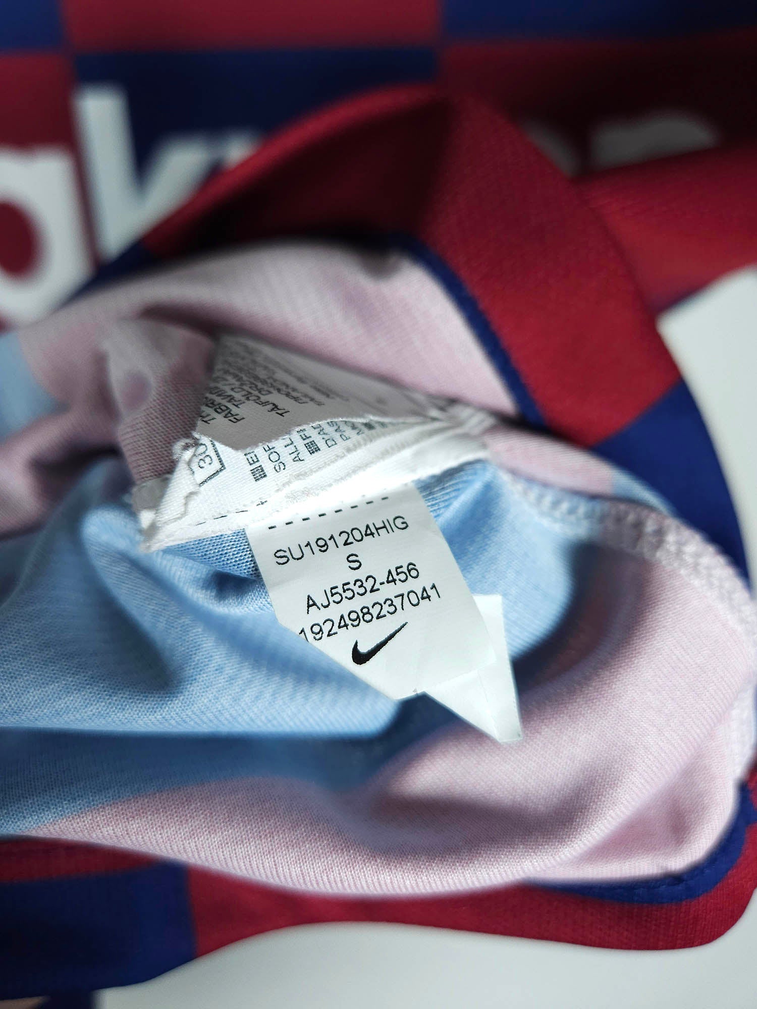 2019-20 Barcelona Home Shirt detailed view 6