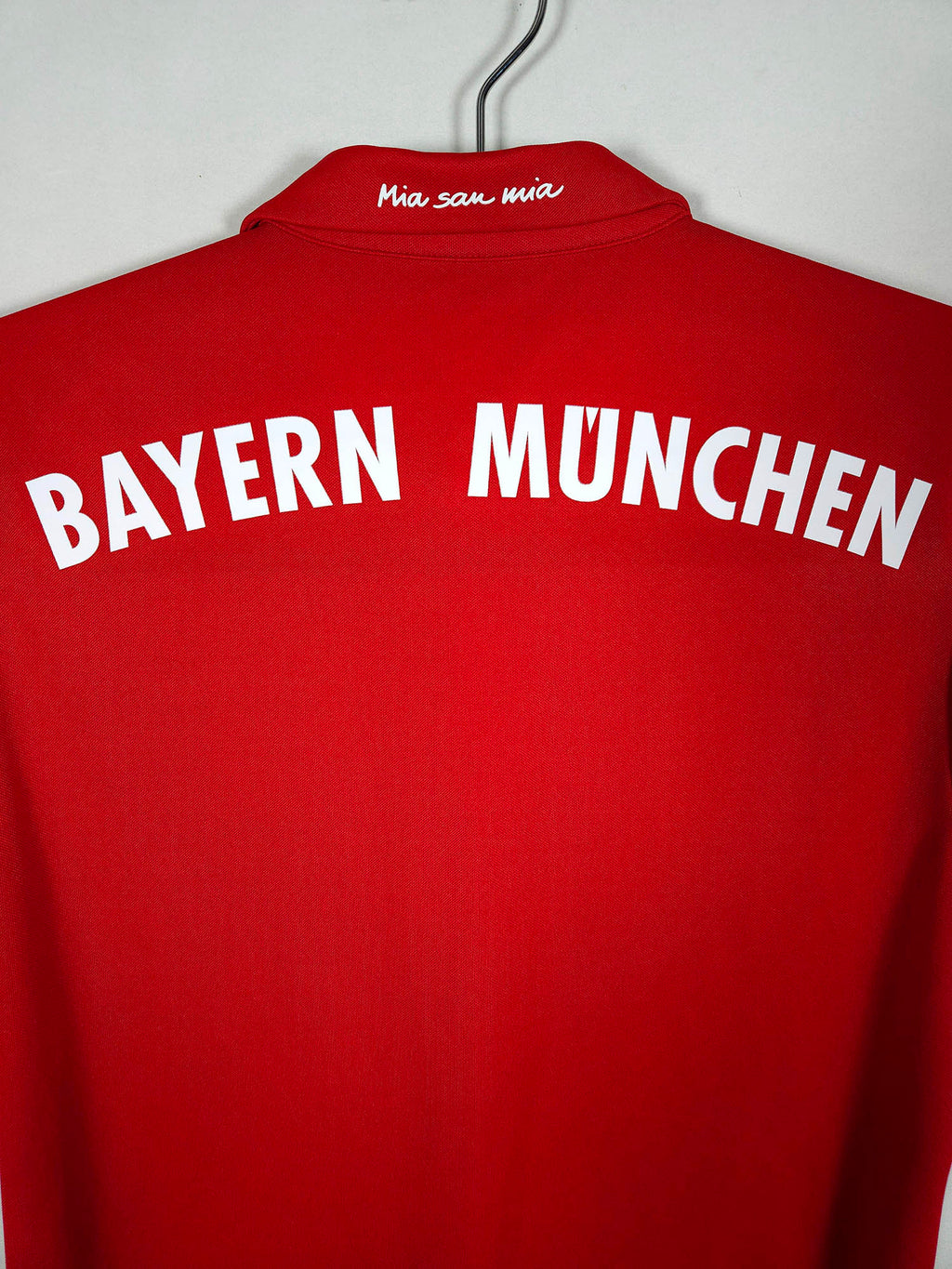 2016-17 Bayern Munich Home Shirt