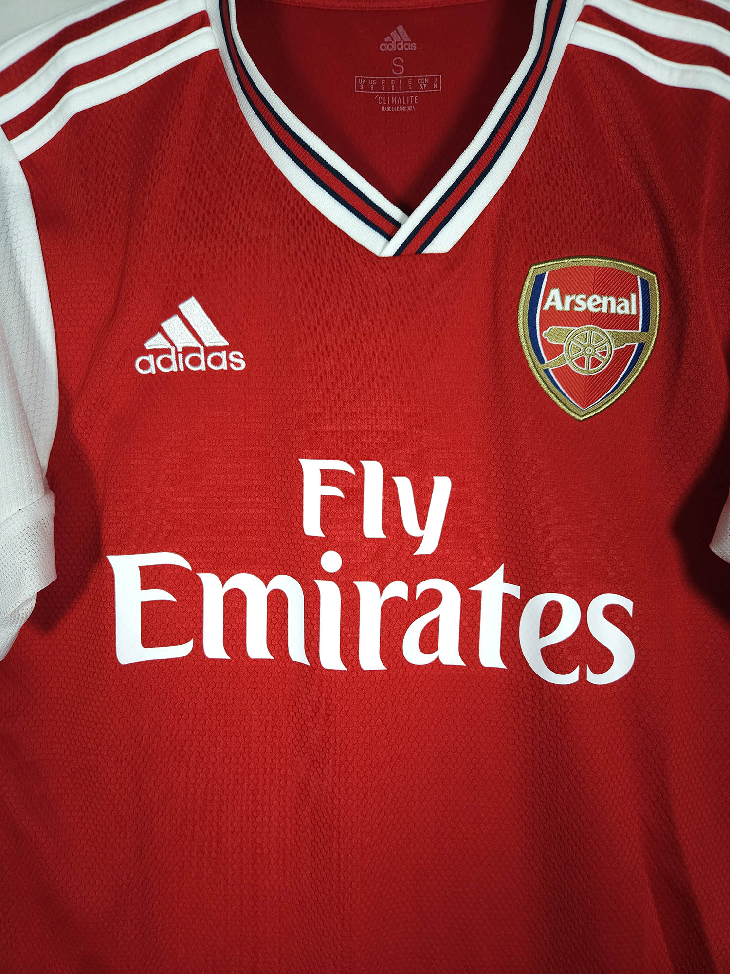 2019-20 Arsenal Home Shirt detailed view 1