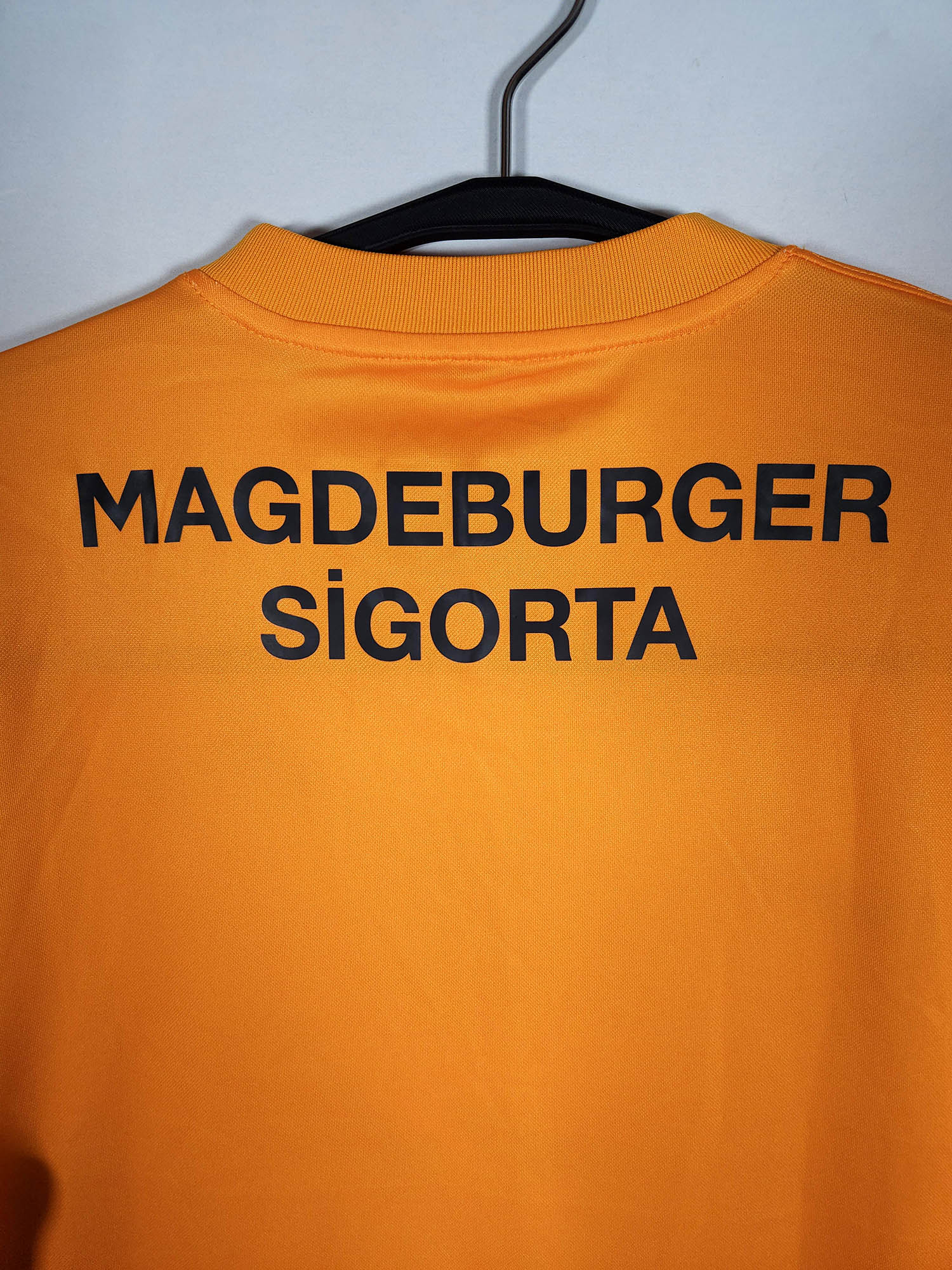 2021-22 Galatasaray Home Shirt detailed view 4