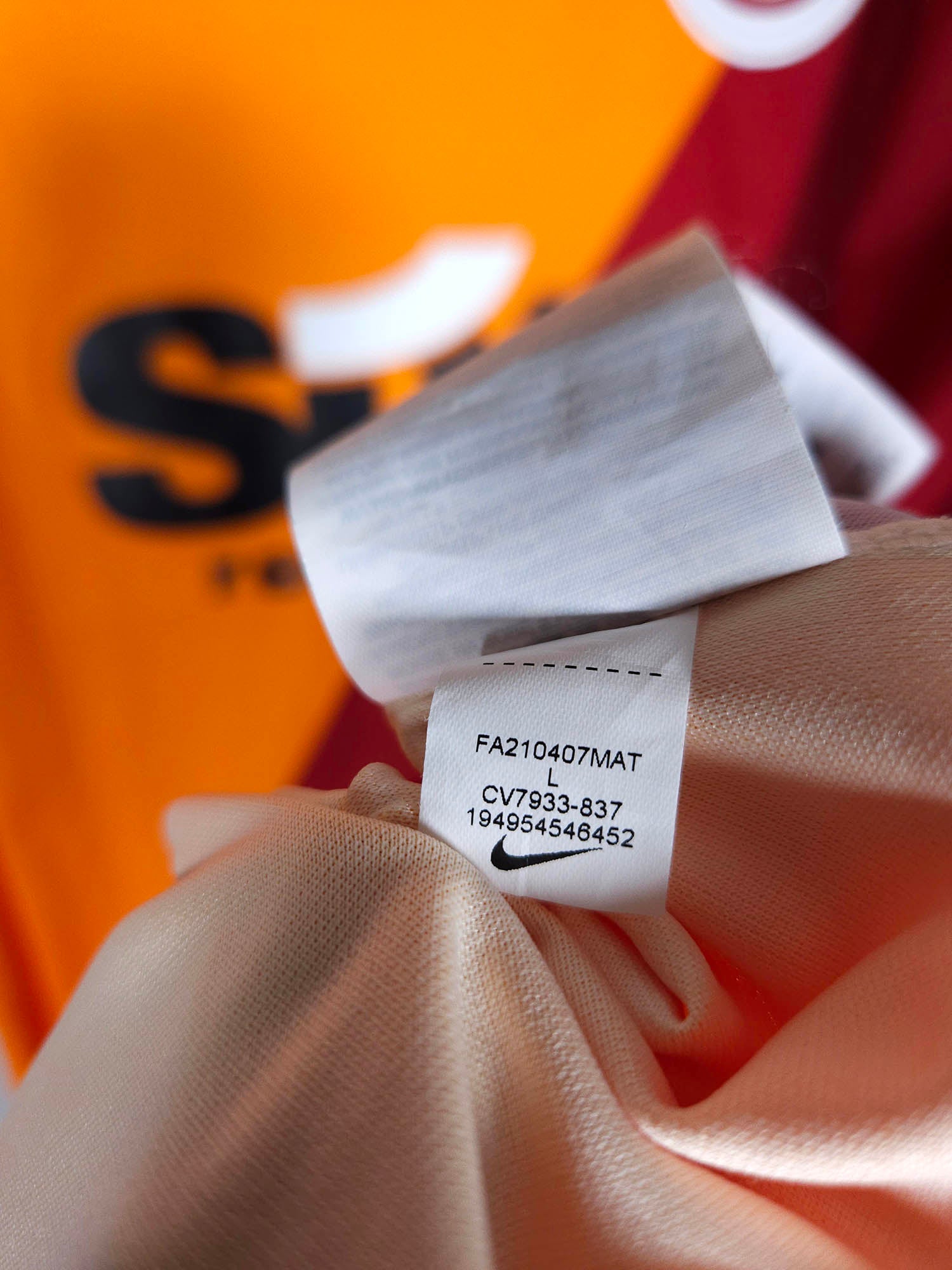 2021-22 Galatasaray Home Shirt detailed view 6