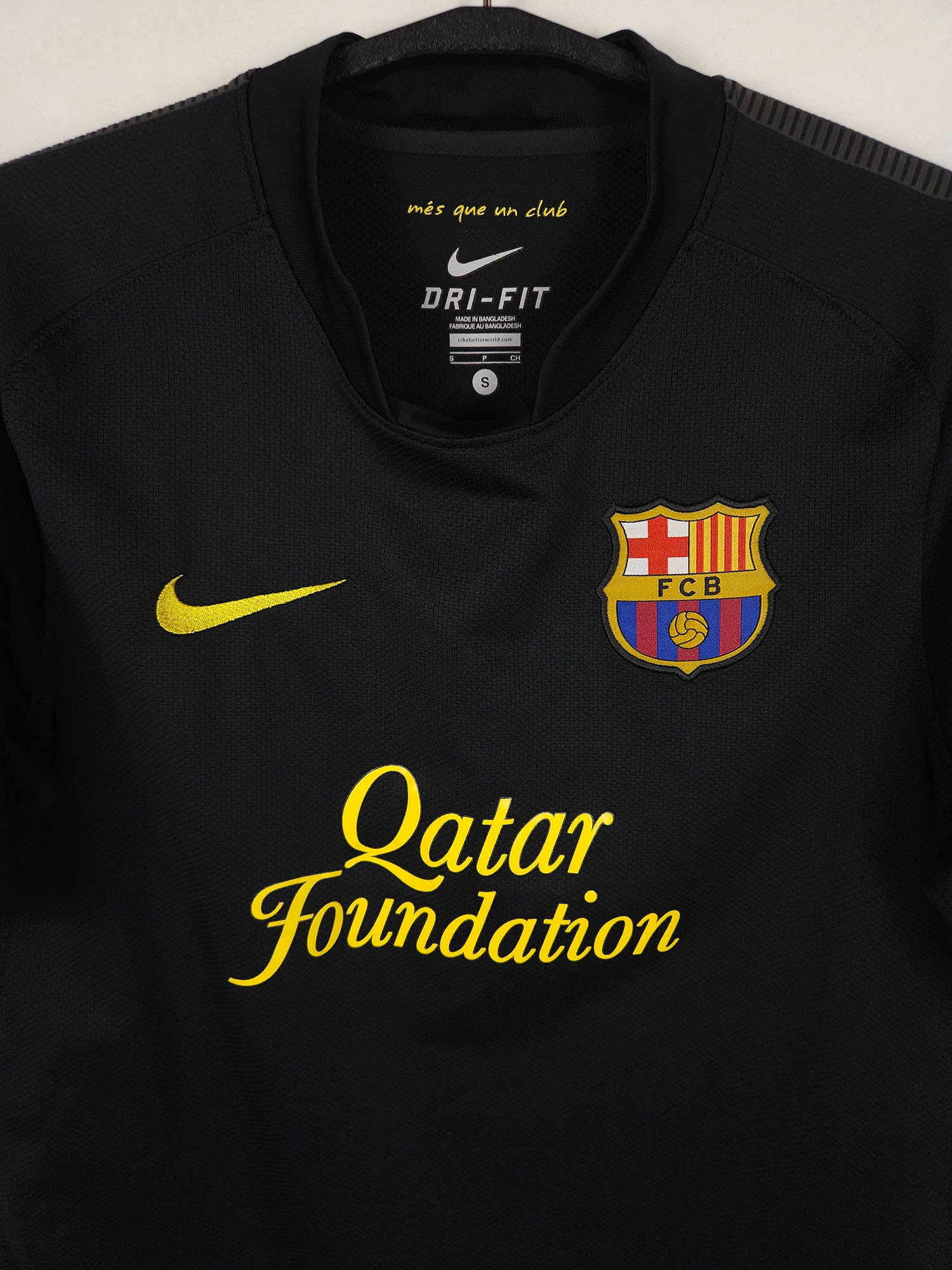 2011-12 Barcelona Away Shirt Messi #10