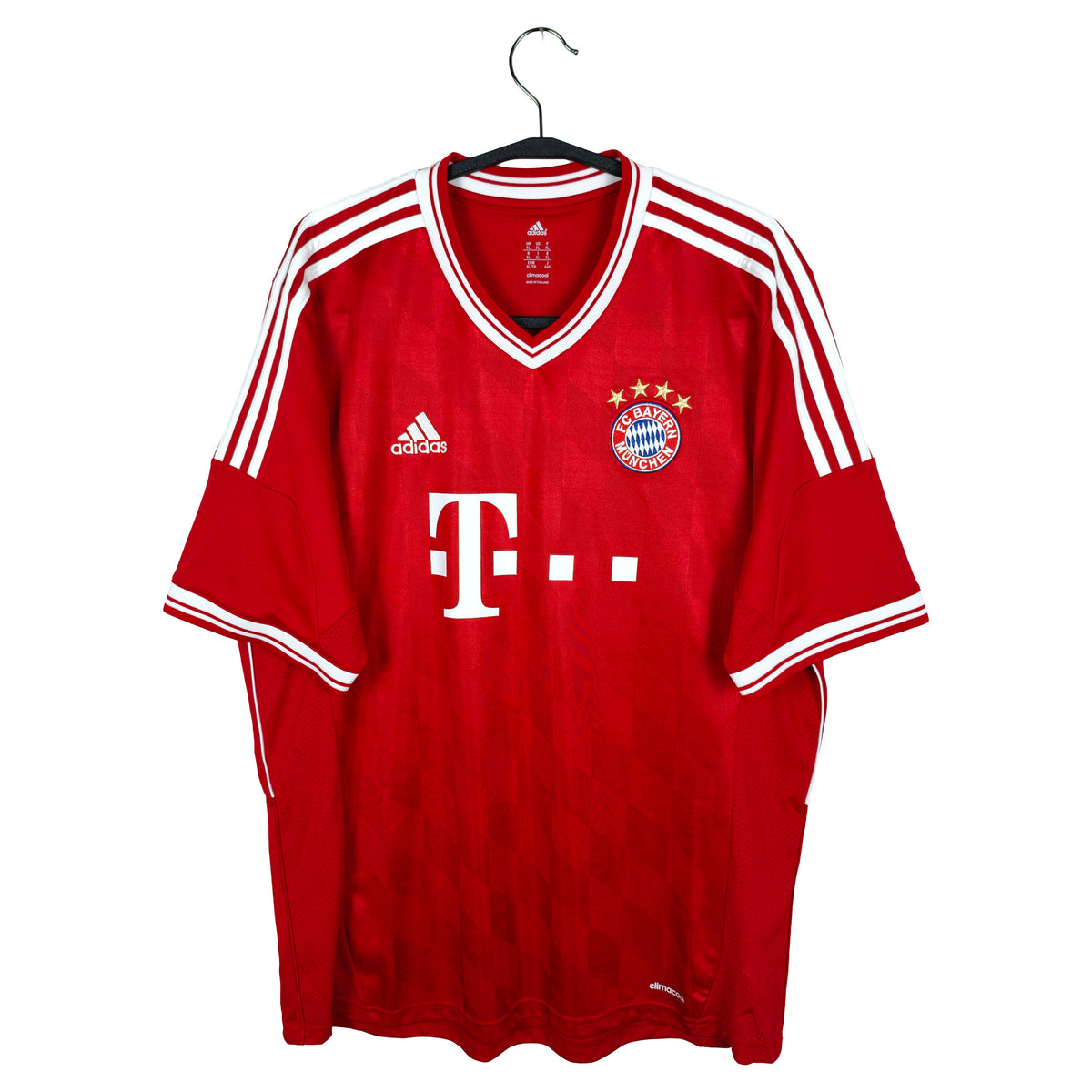 2013-14 Bayern Munich Home Shirt - front view