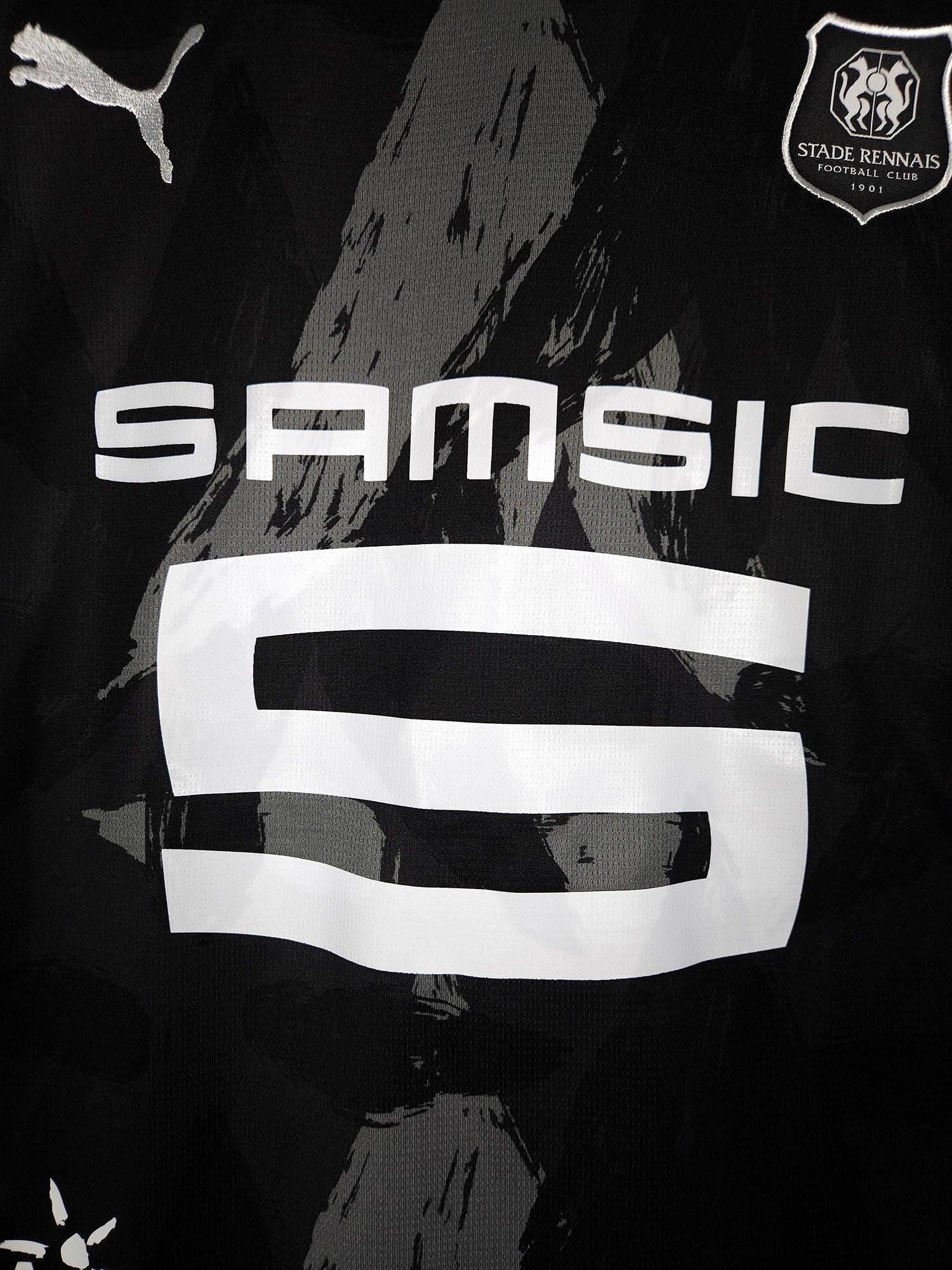 2024-25 Stade Rennais Third Shirt Matusiwa #6 detailed view 1