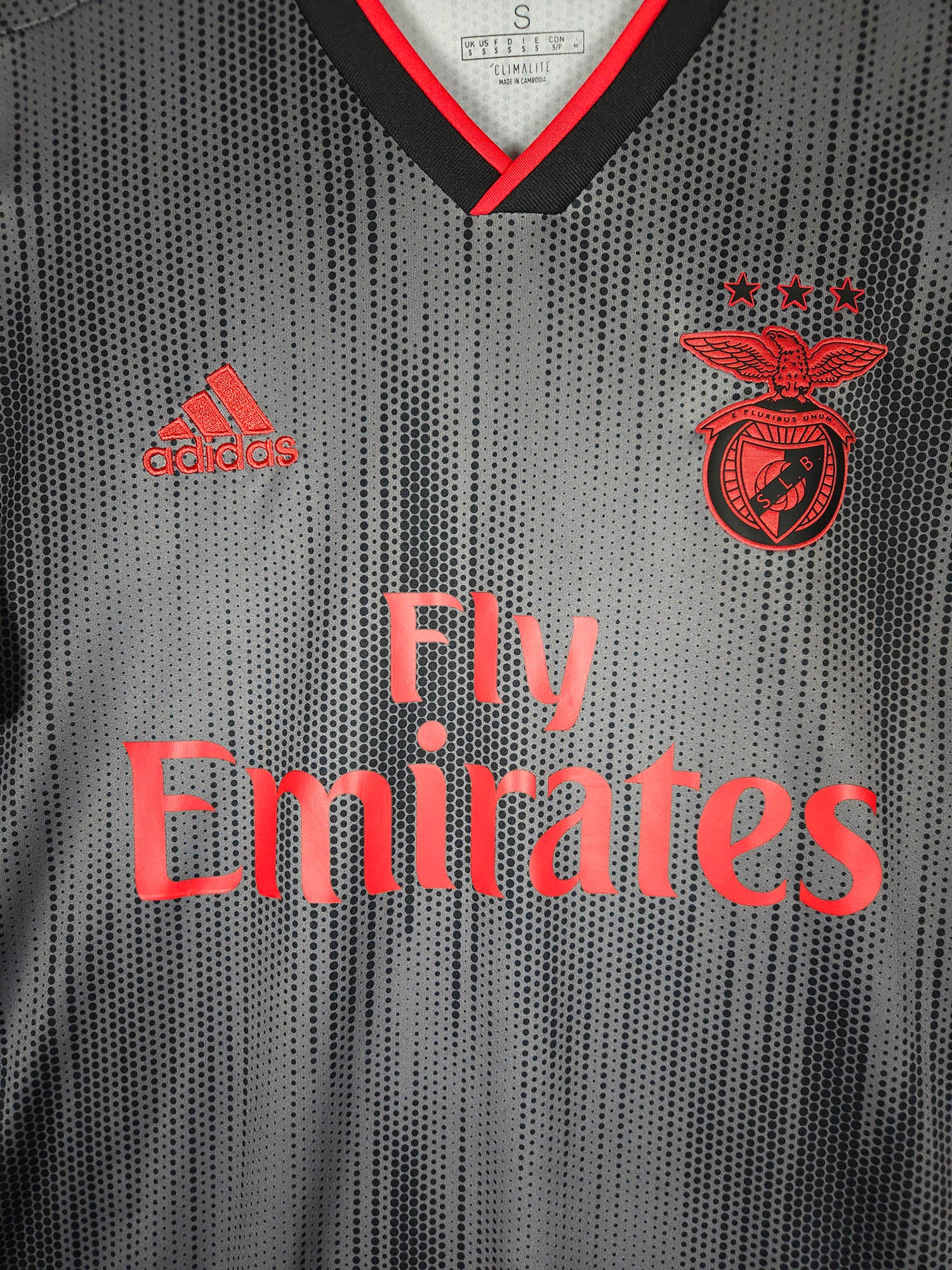 2019-20 Benfica Away Shirt detailed view 1