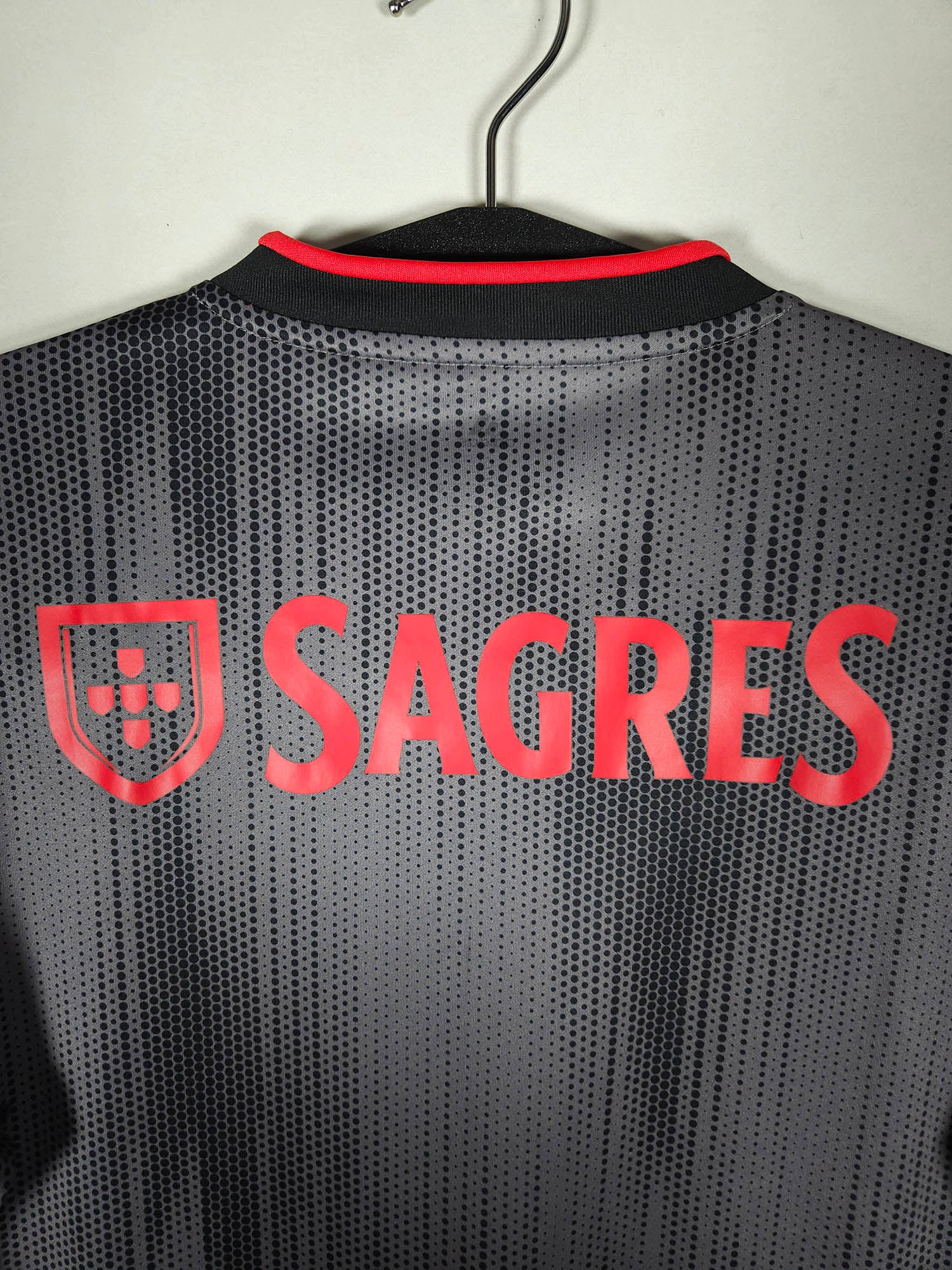 2019-20 Benfica Away Shirt detailed view 3