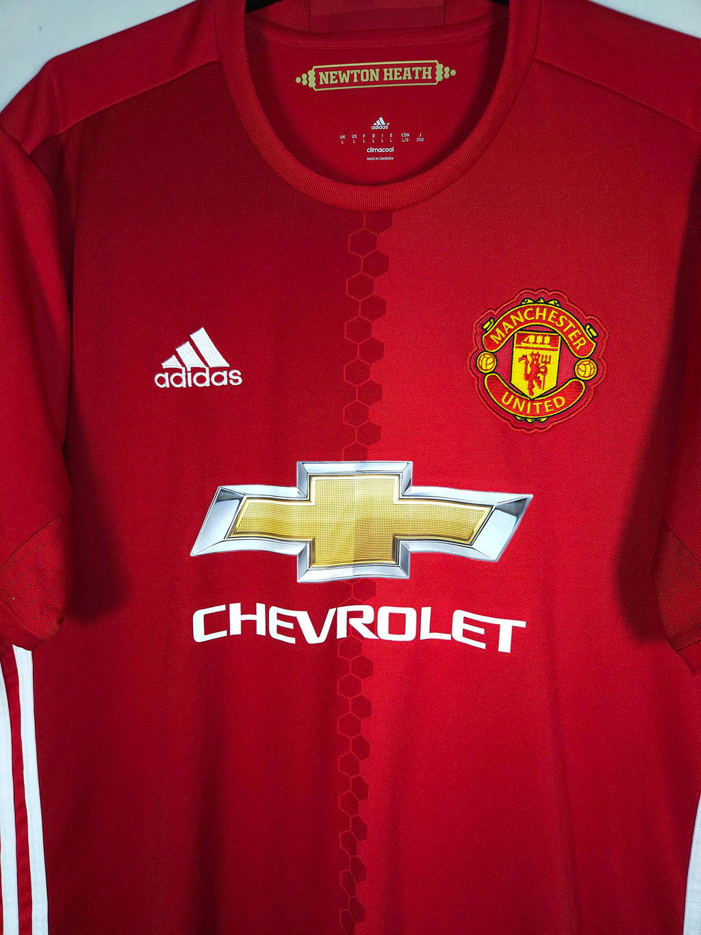 2016-17 Manchester United Home Shirt