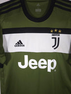 2017-18 Juventus Third Shirt - detailed view