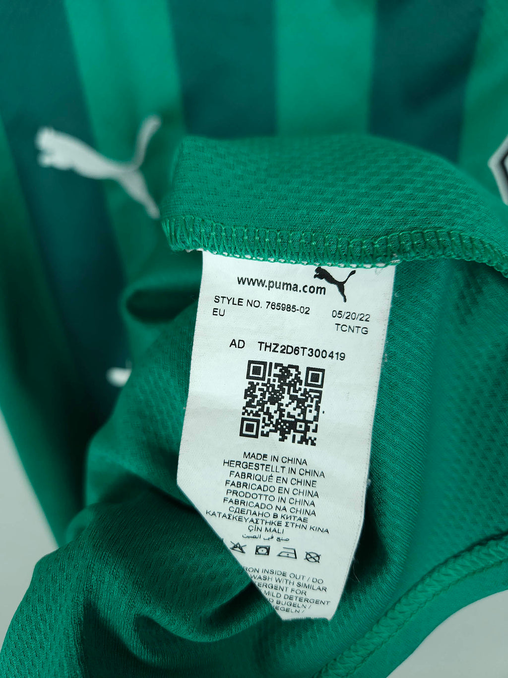 2022-23 Borussia Mönchengladbach Away Shirt Hofmann #23 - detailed view