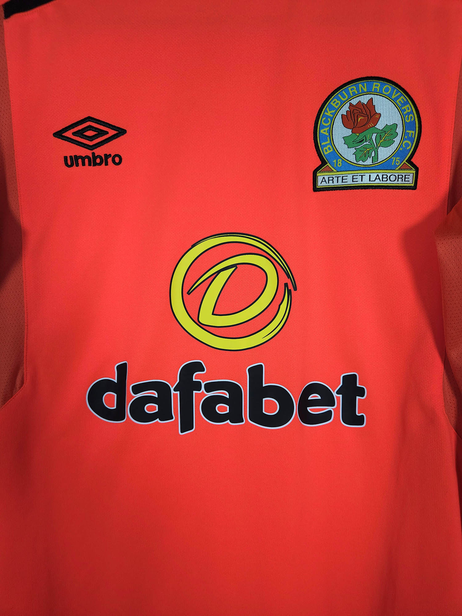 2017-18 Blackburn Rovers Longsleeve GK Shirt detailed view 1