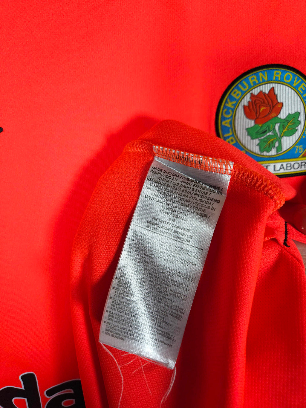 2017-18 Blackburn Rovers Goalkeeper Shirt - detailed view