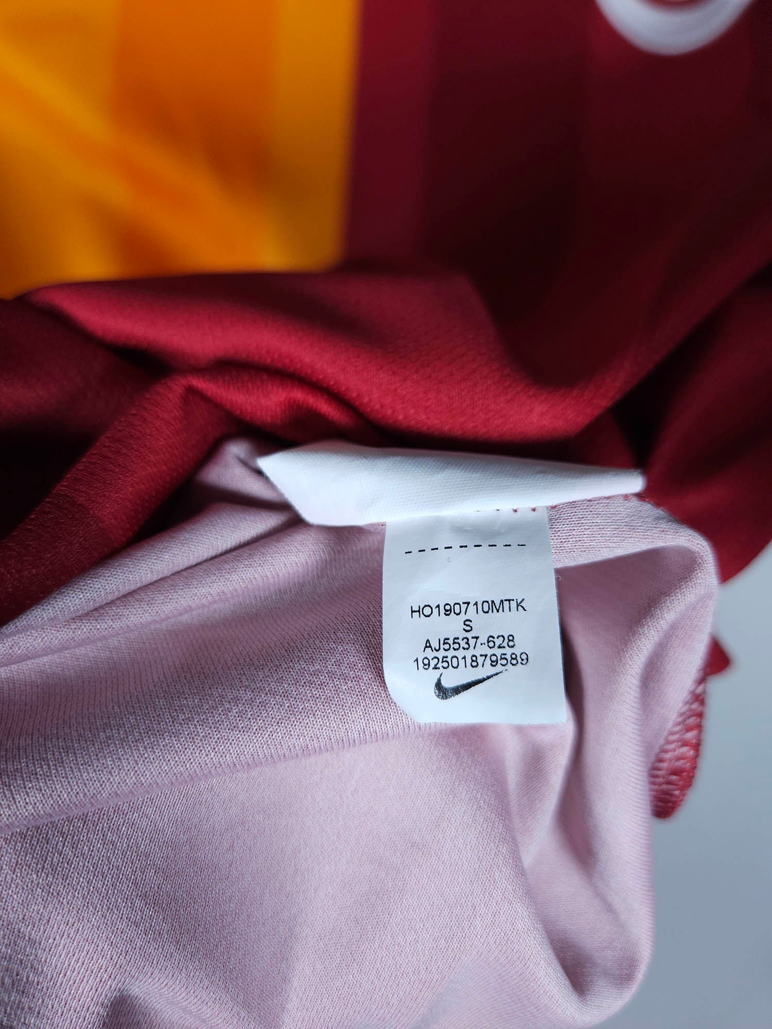 2019-20 Galatasaray Home Shirt detailed view 6