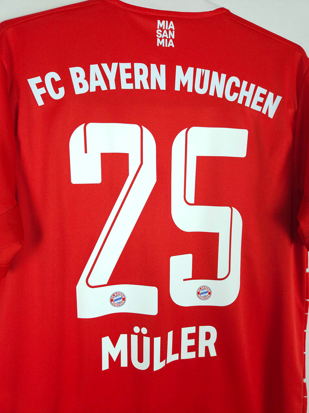 2022-23 Bayern Munich Home Shirt Müller #25