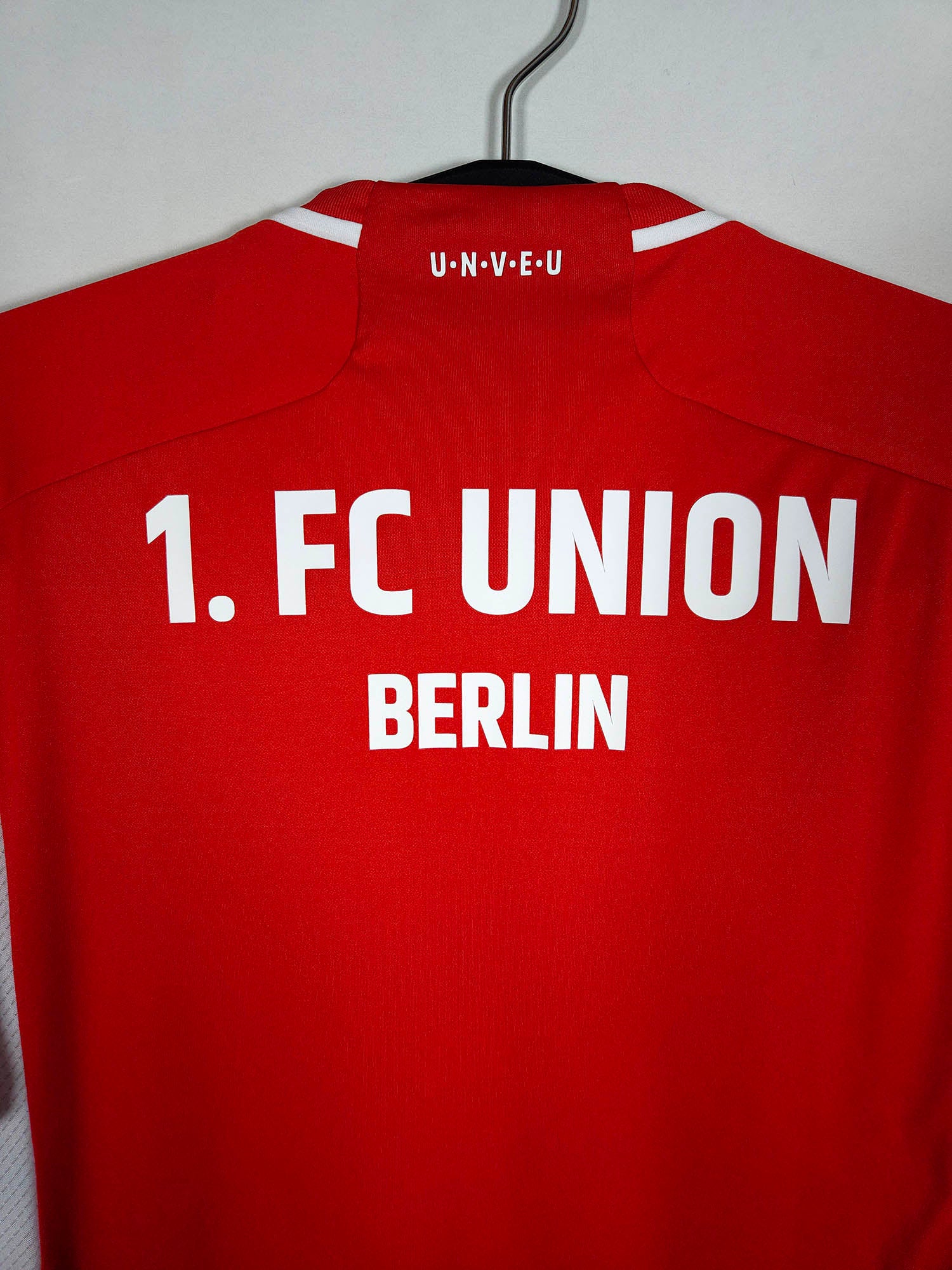 2023-24 Union Berlin Home Shirt detailed view 3