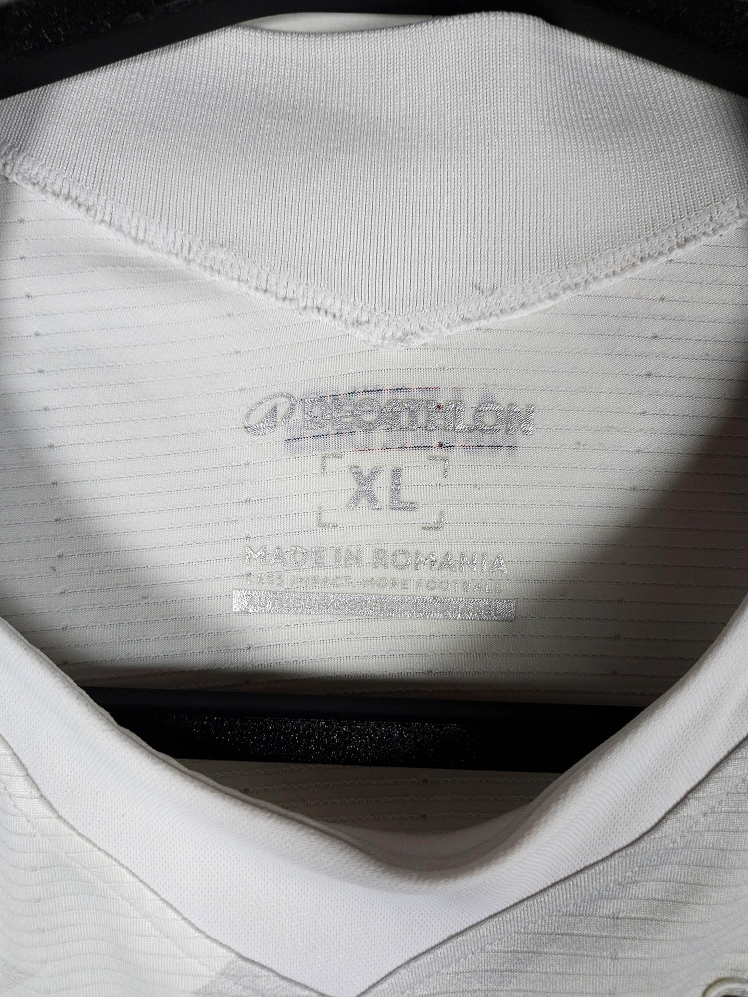 2023-24 RWD Molenbeek Away Shirt detailed view 4