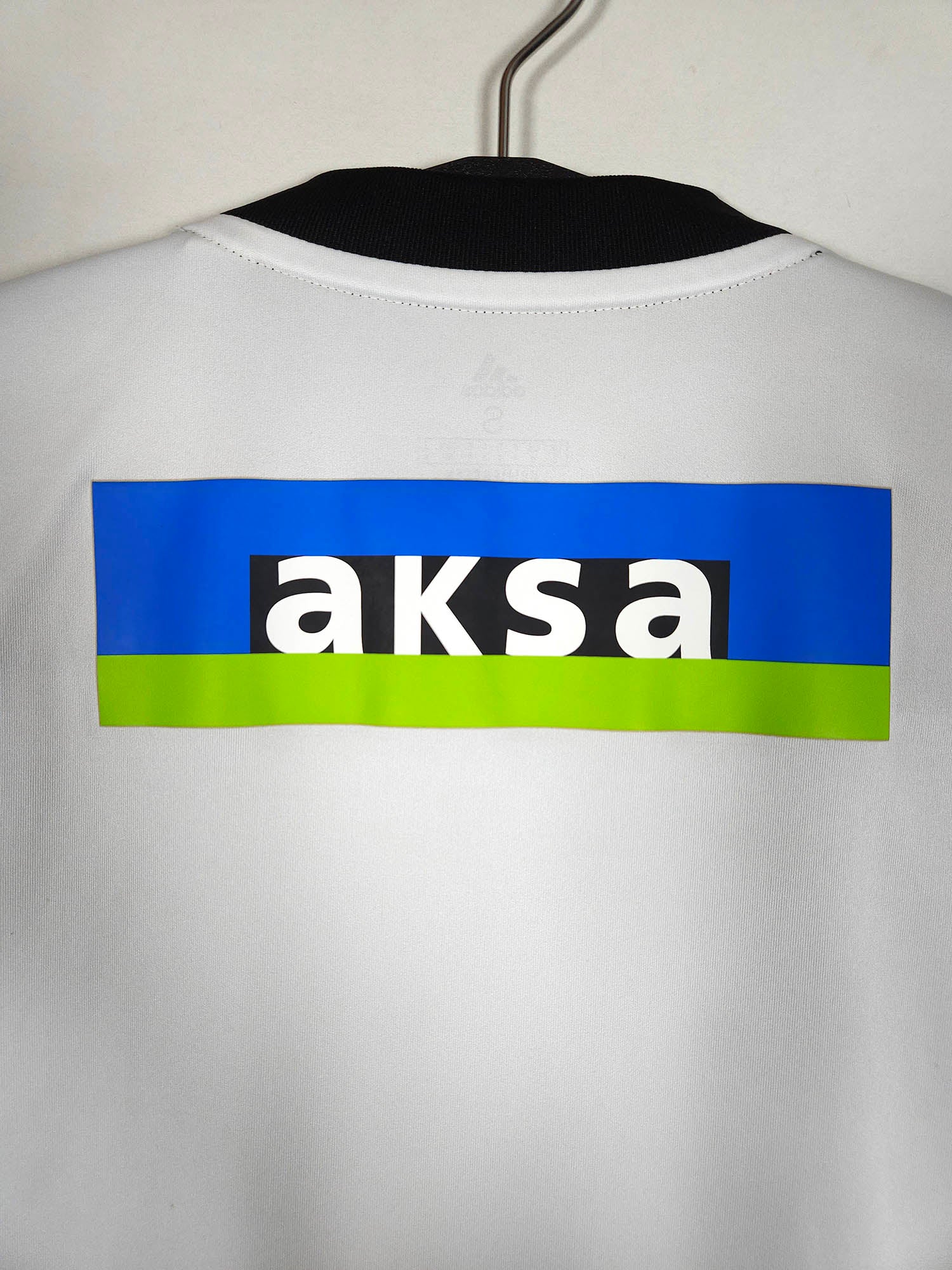 2021-22 Besiktas Home Shirt detailed view 3
