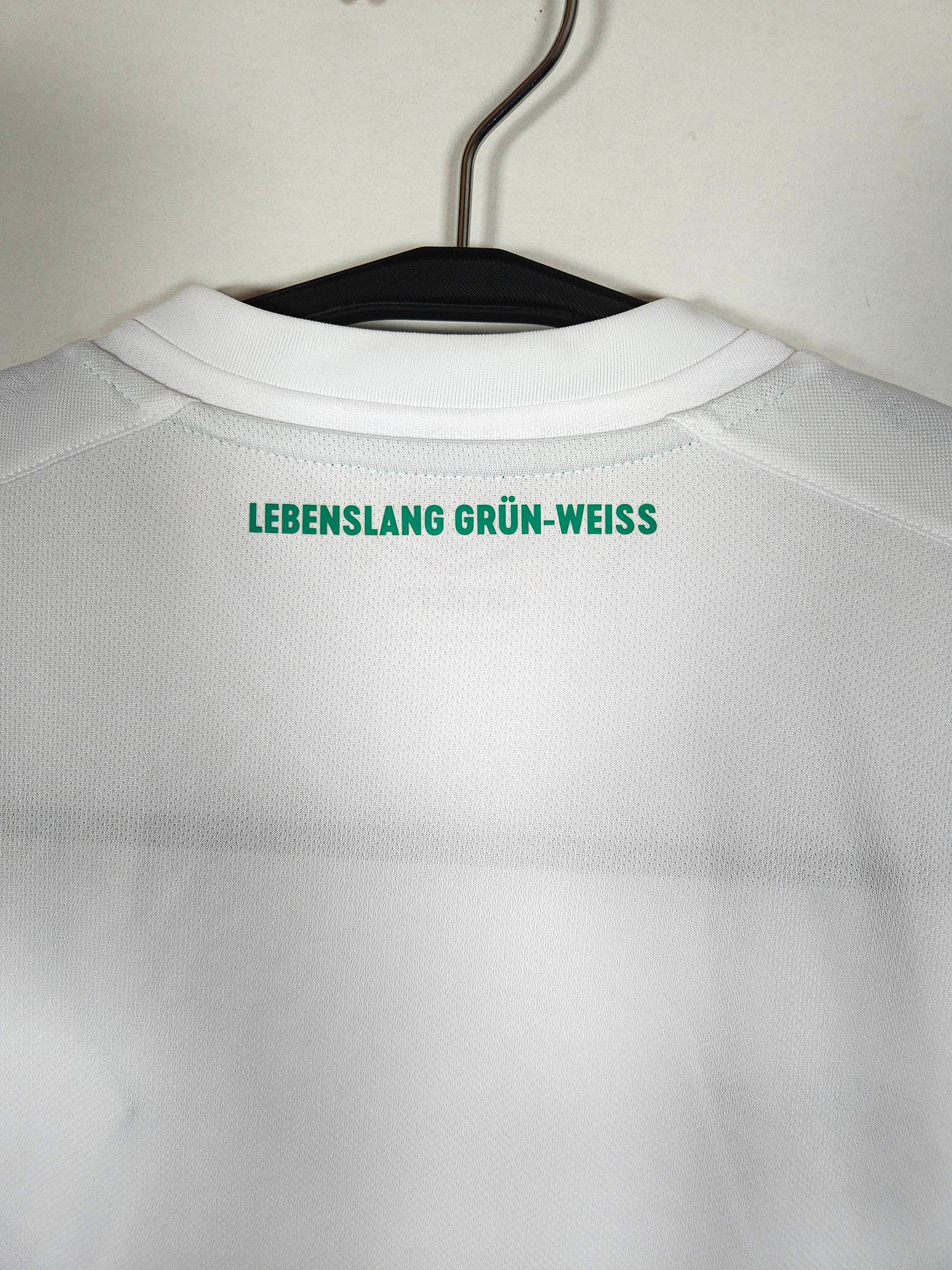 2021-22 Werder Bremen Away Shirt - detailed view