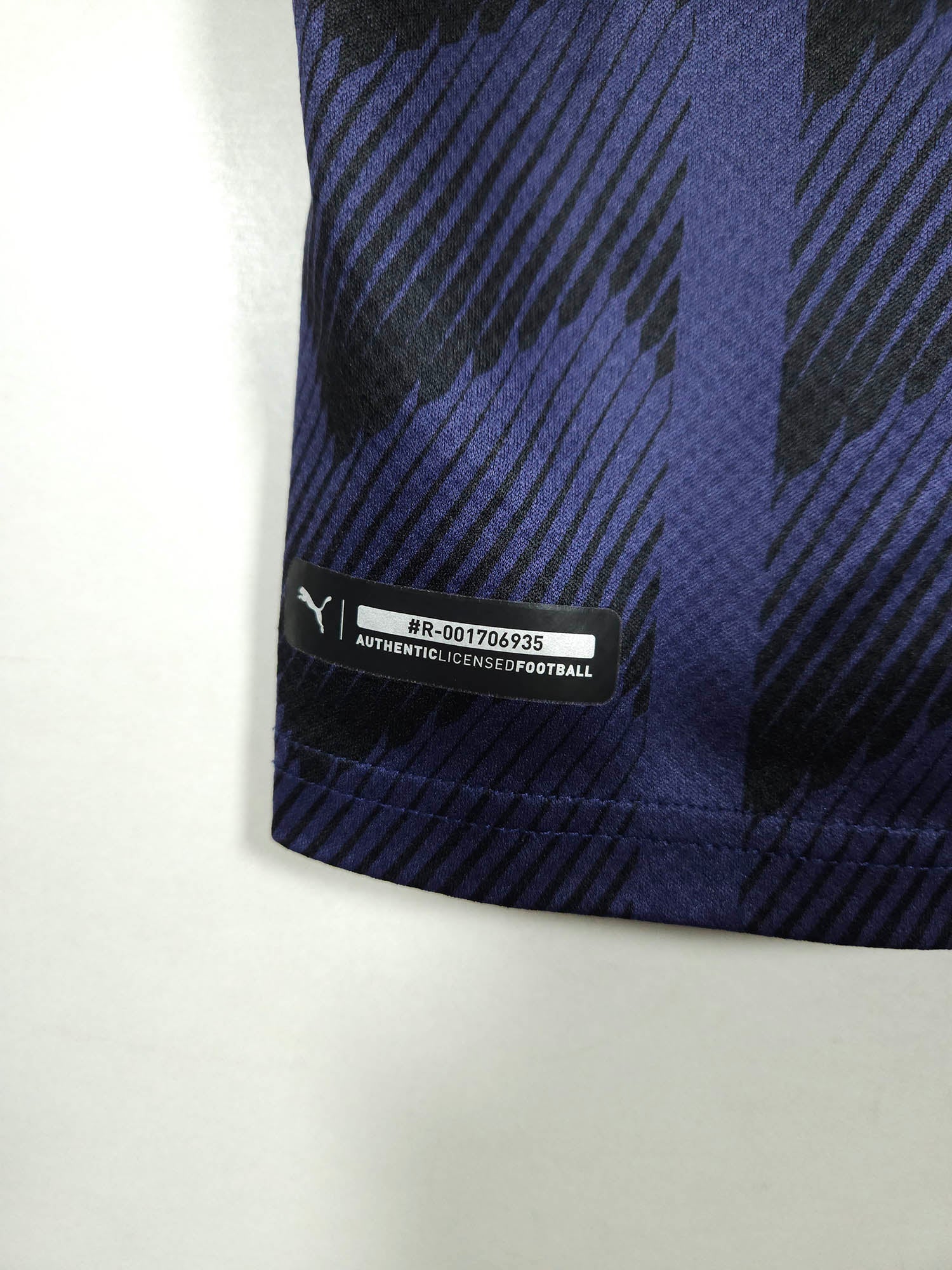 2021-22 PSV Away Shirt