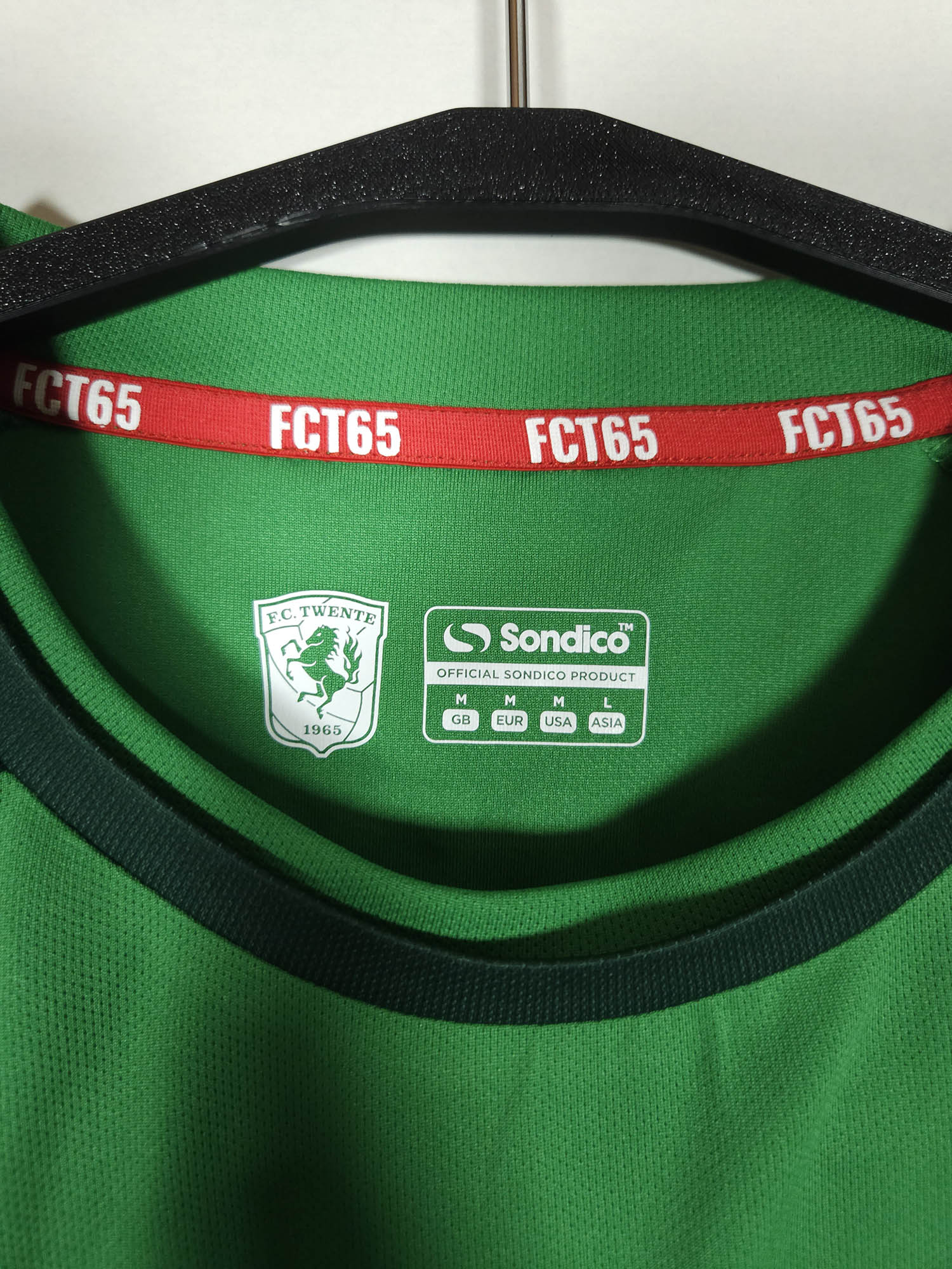 2018-19 Twente Longsleeve GK Shirt
