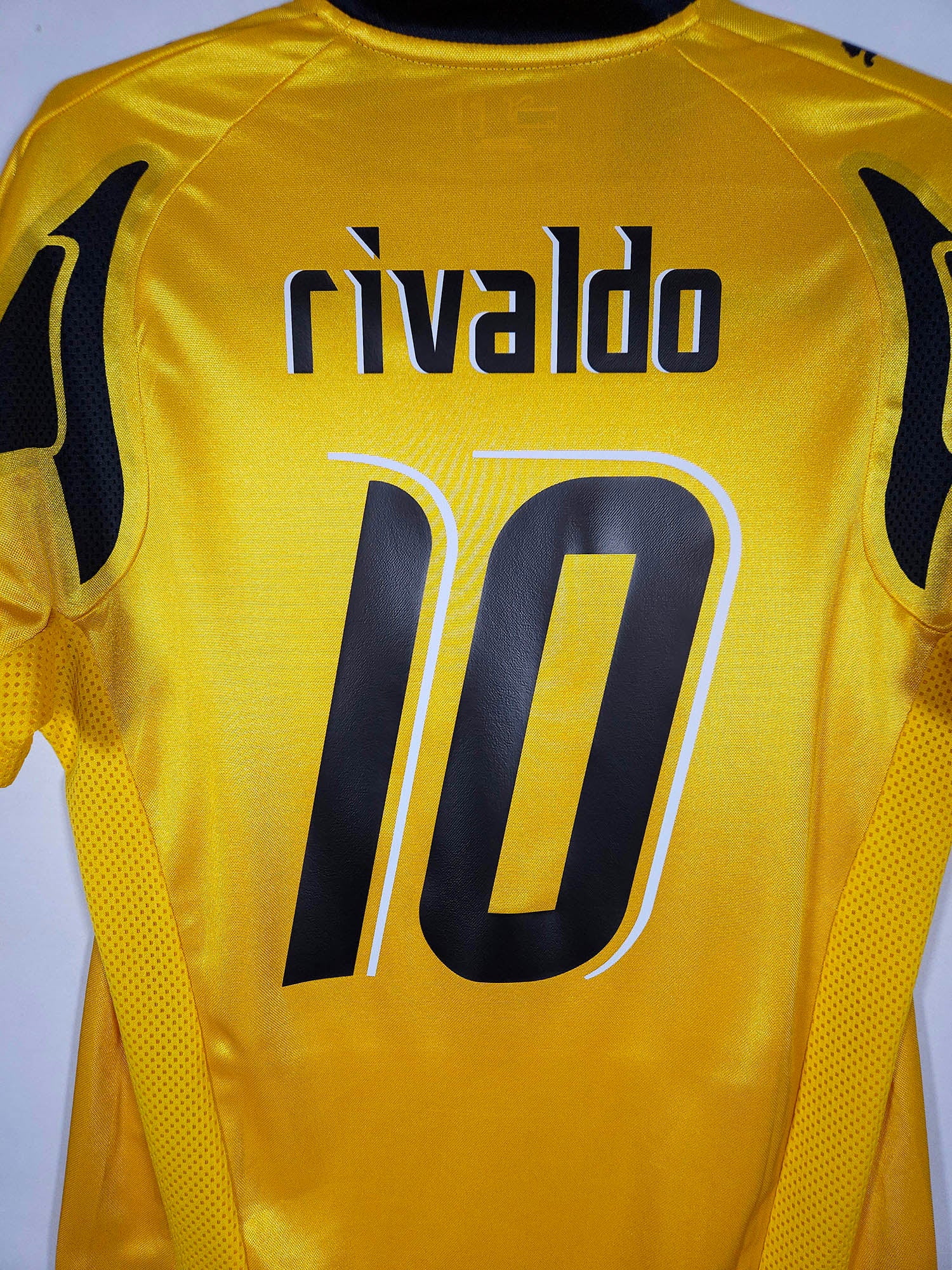 2007-08 AEK Athens Home Shirt Rivaldo #10