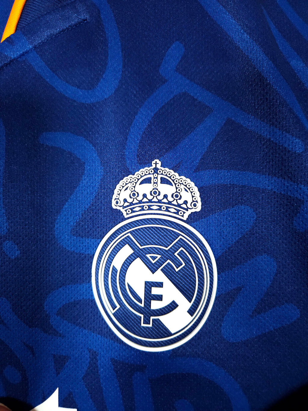 2021-22 Real Madrid Away Shirt