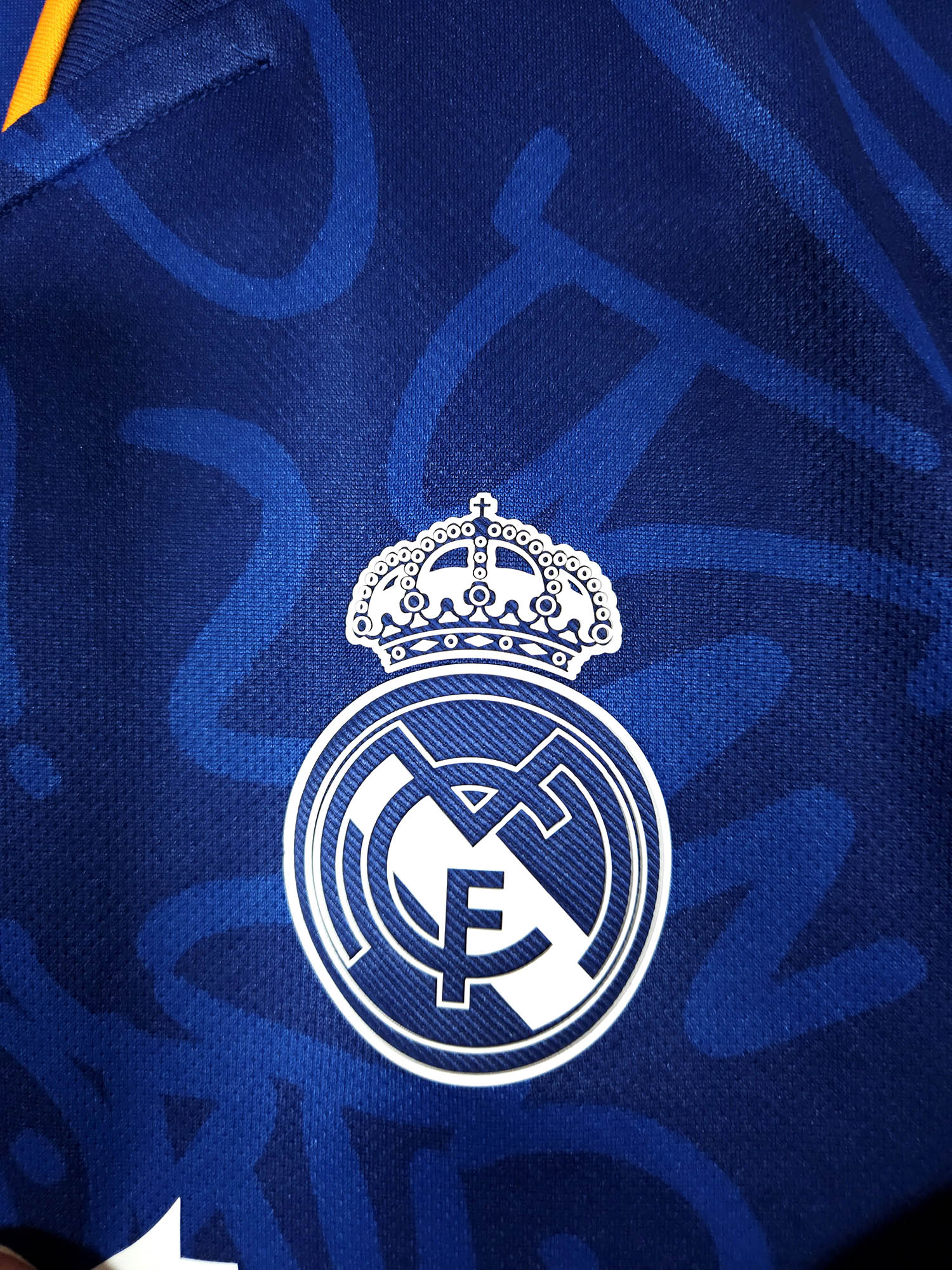 2021-22 Real Madrid Away Shirt