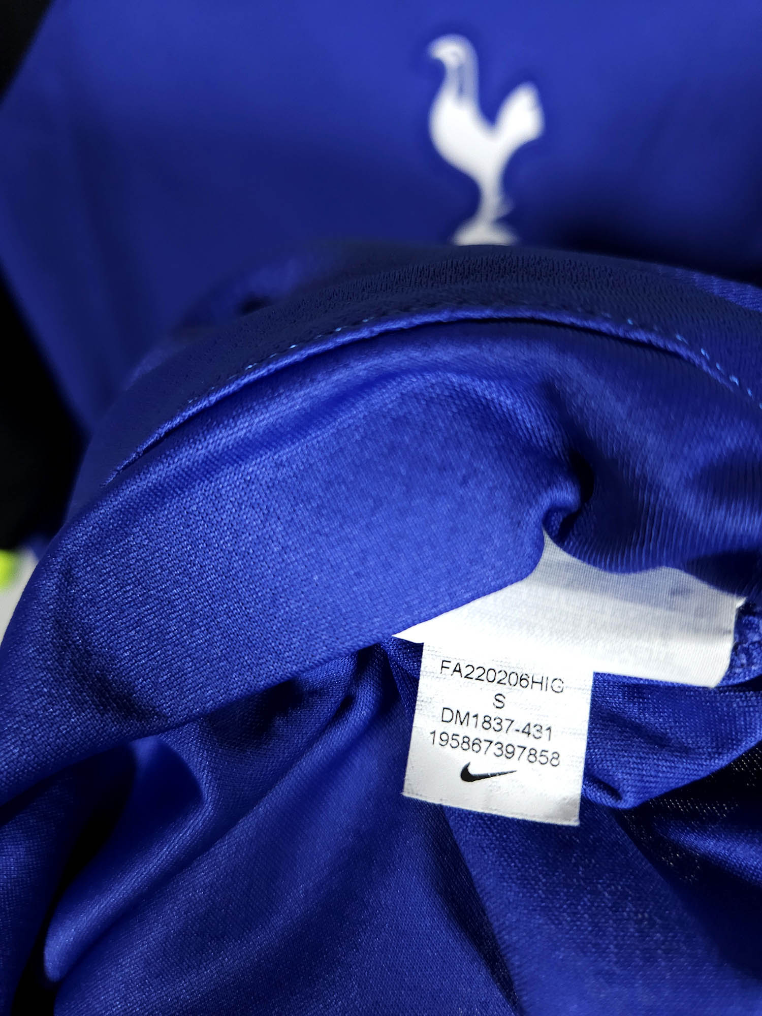 2022-23 Tottenham Hotspur Away Shirt
