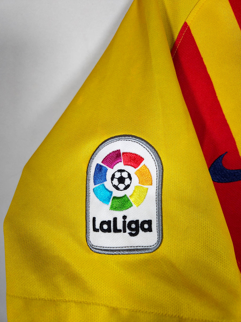 2019-20 Barcelona Fourth Shirt - detailed view