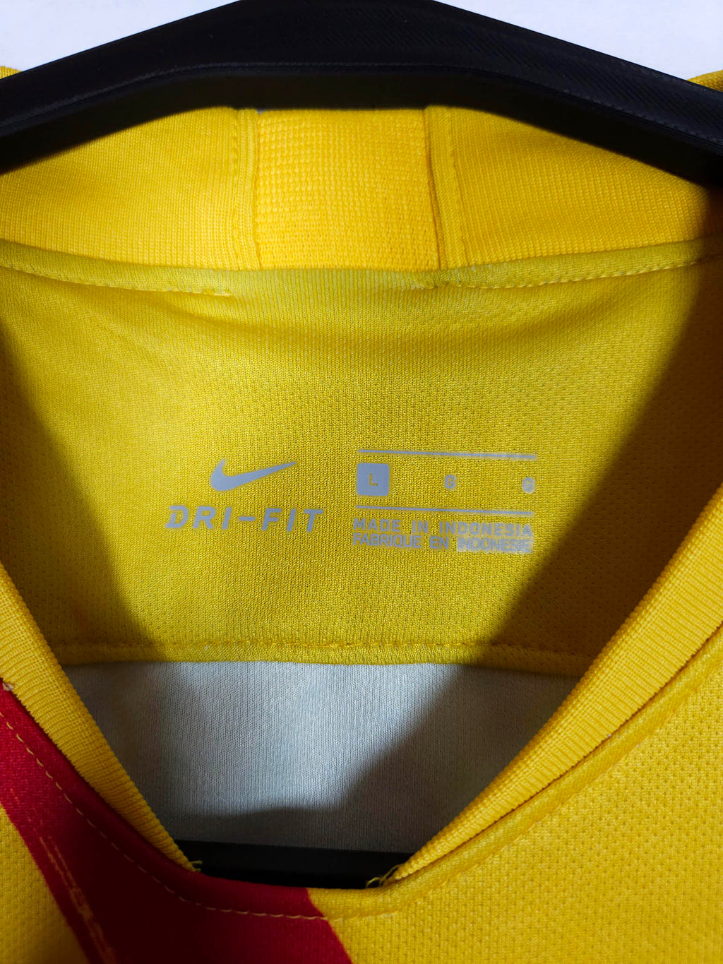 2019-20 Barcelona Fourth Shirt - detailed view
